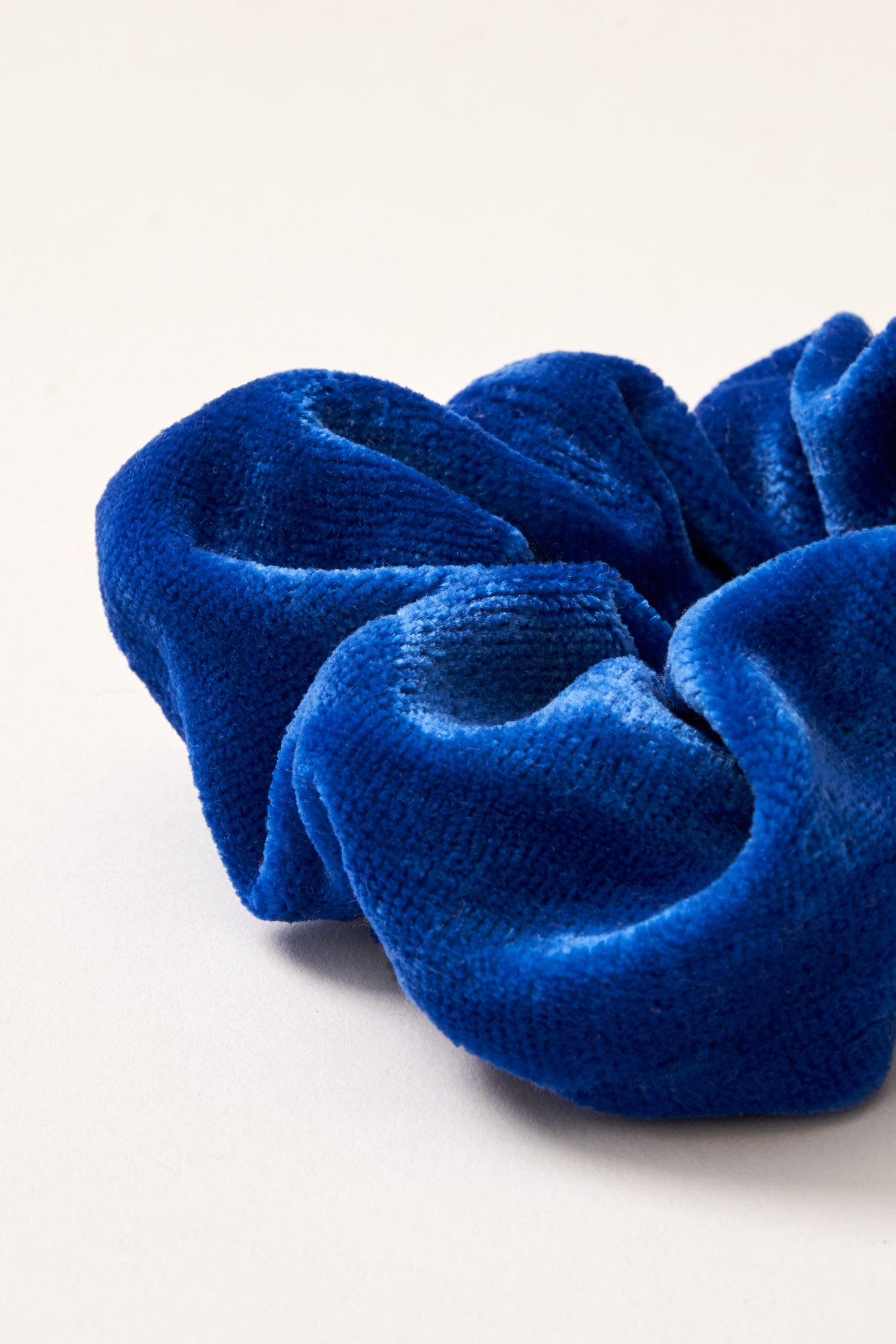 scrunchie - MEDINA velvet - majorelle blue