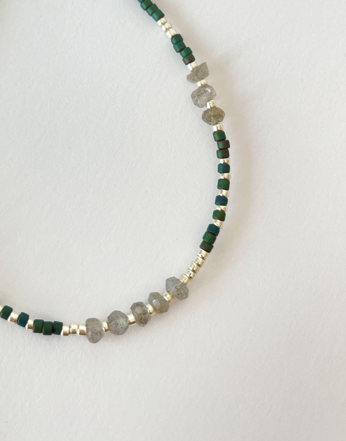 necklace - DINA labradorite - emerald