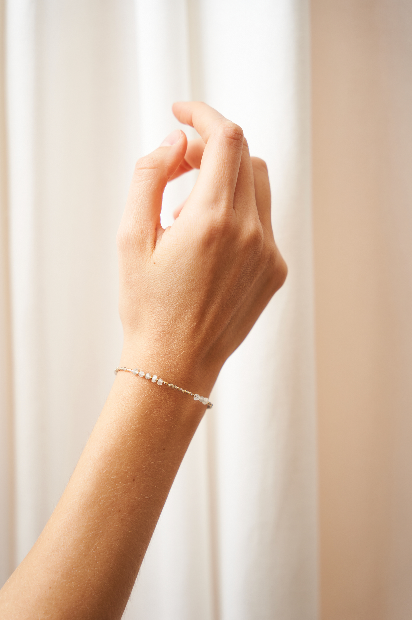 bracelet - DINA moonstone - mineral grey