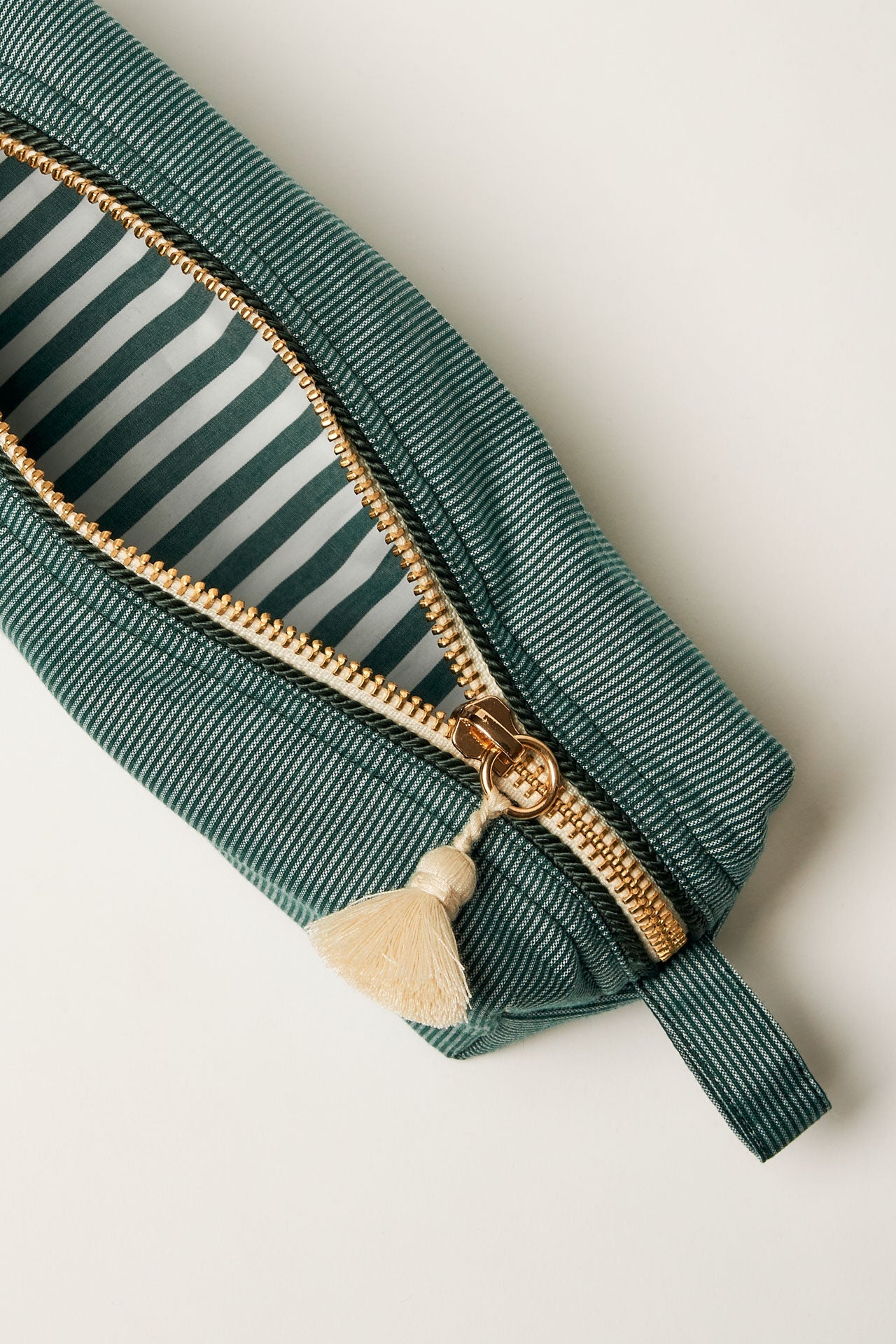 etui - SOUMIA - forest green