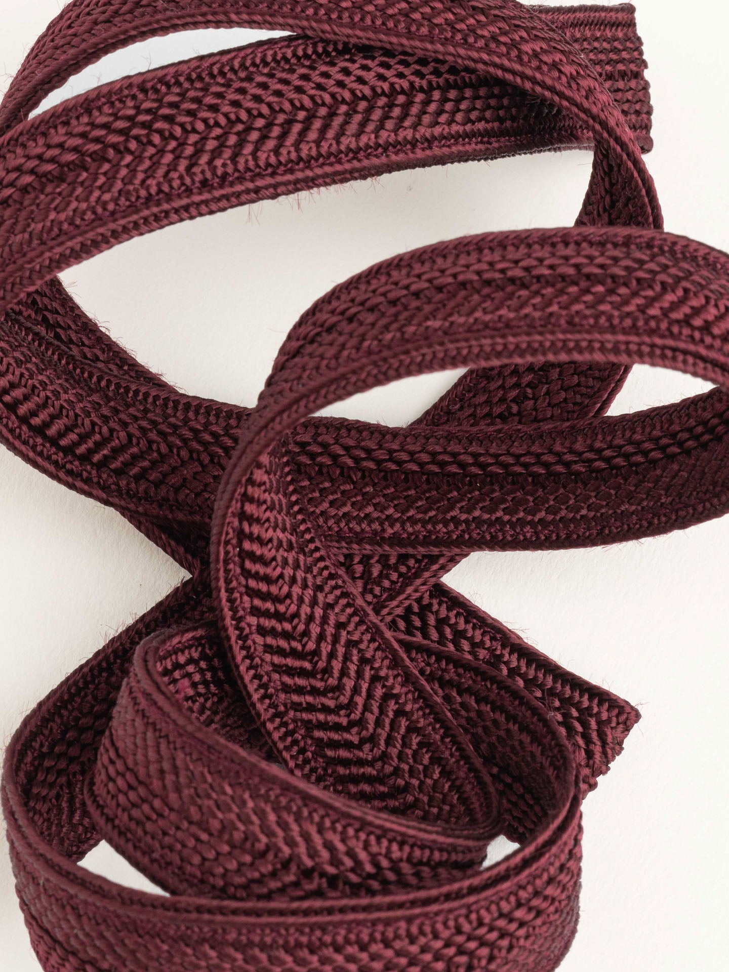 keychain band - ZAHRA mini - ruby