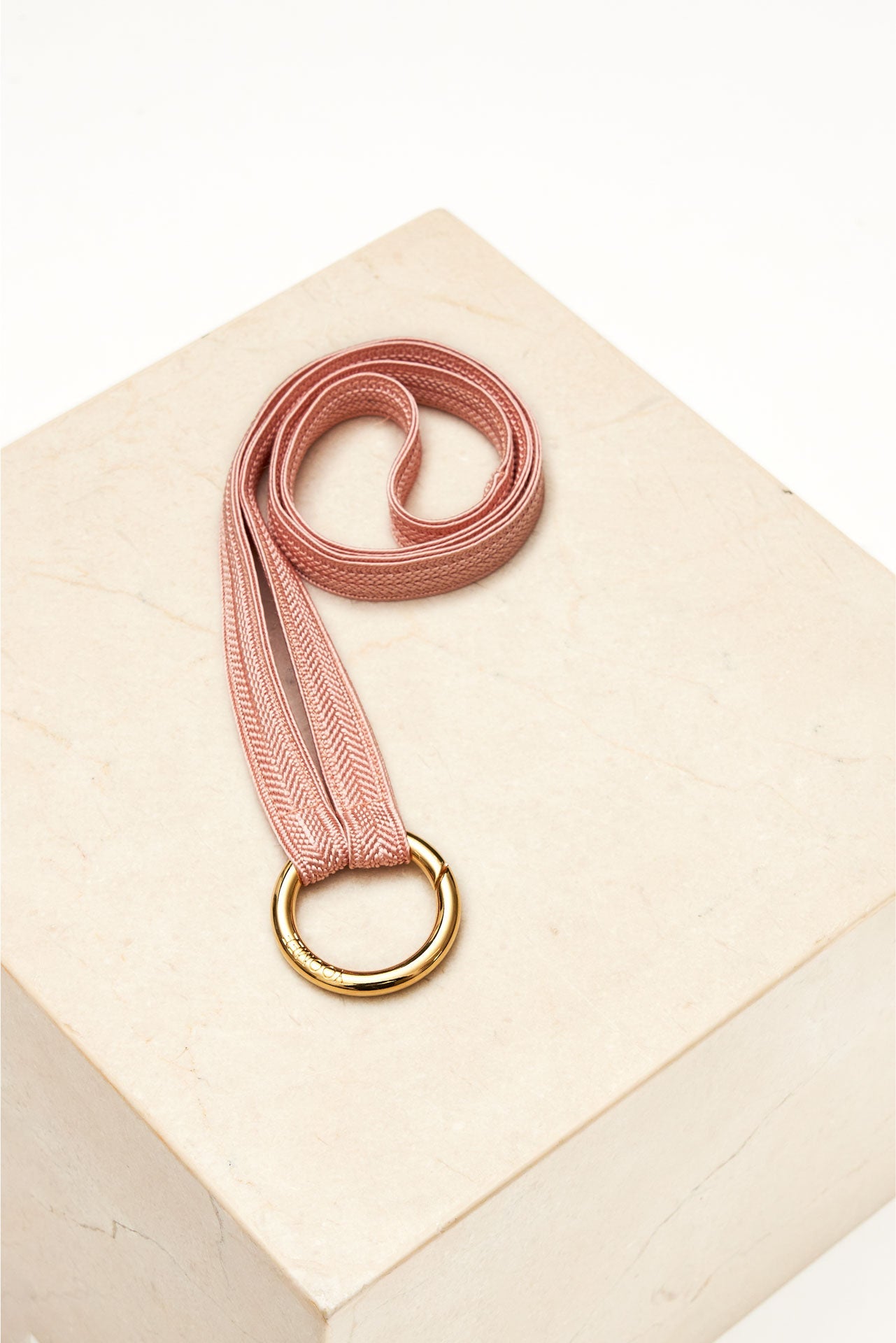 keychain band - ZAHRA - salmon