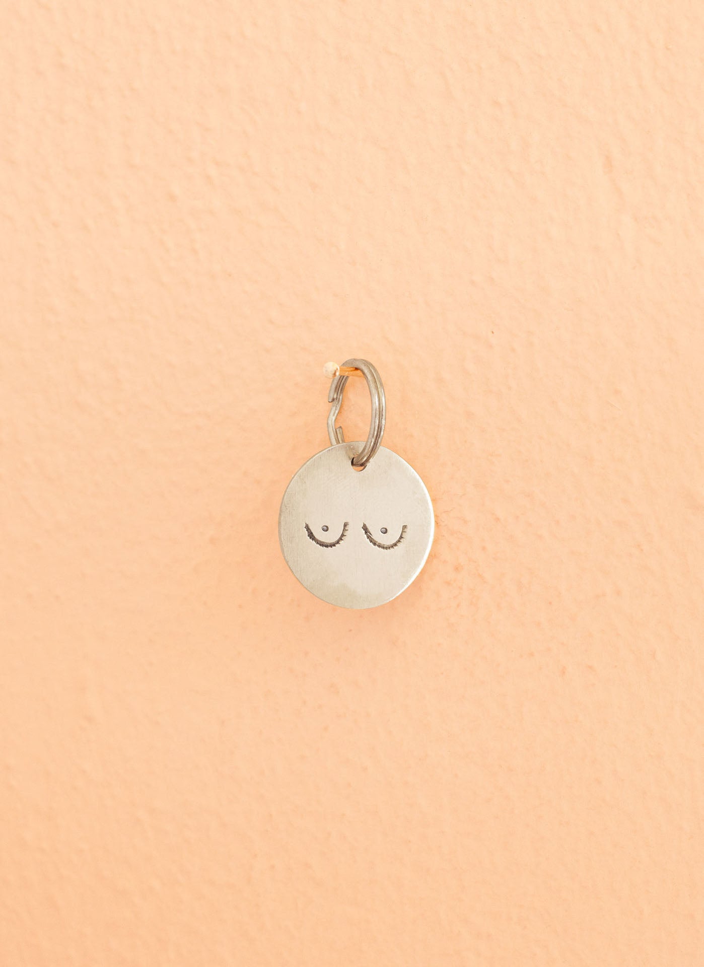 key tag - mini - boobs
