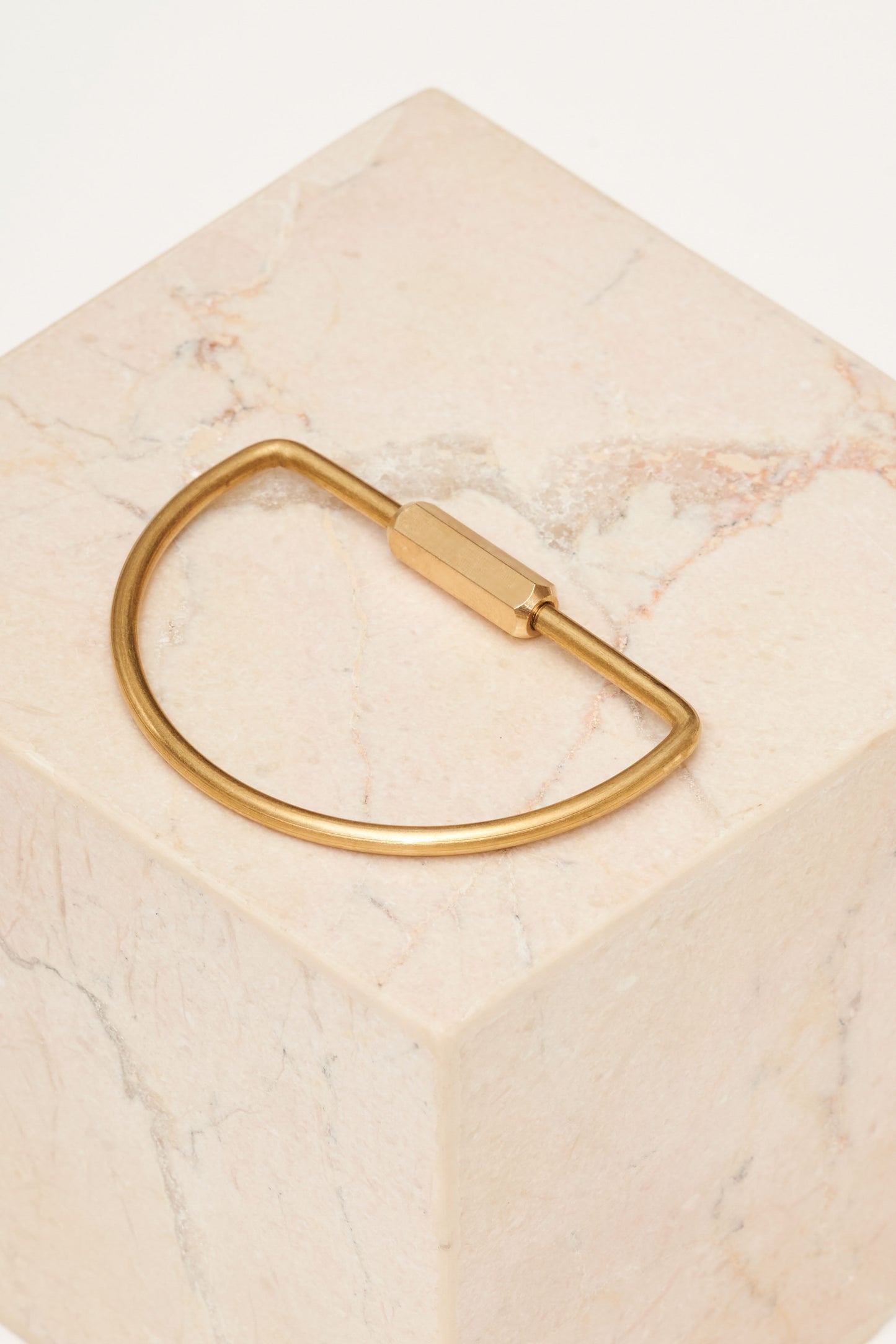 carabiner - special brass - halfmoon