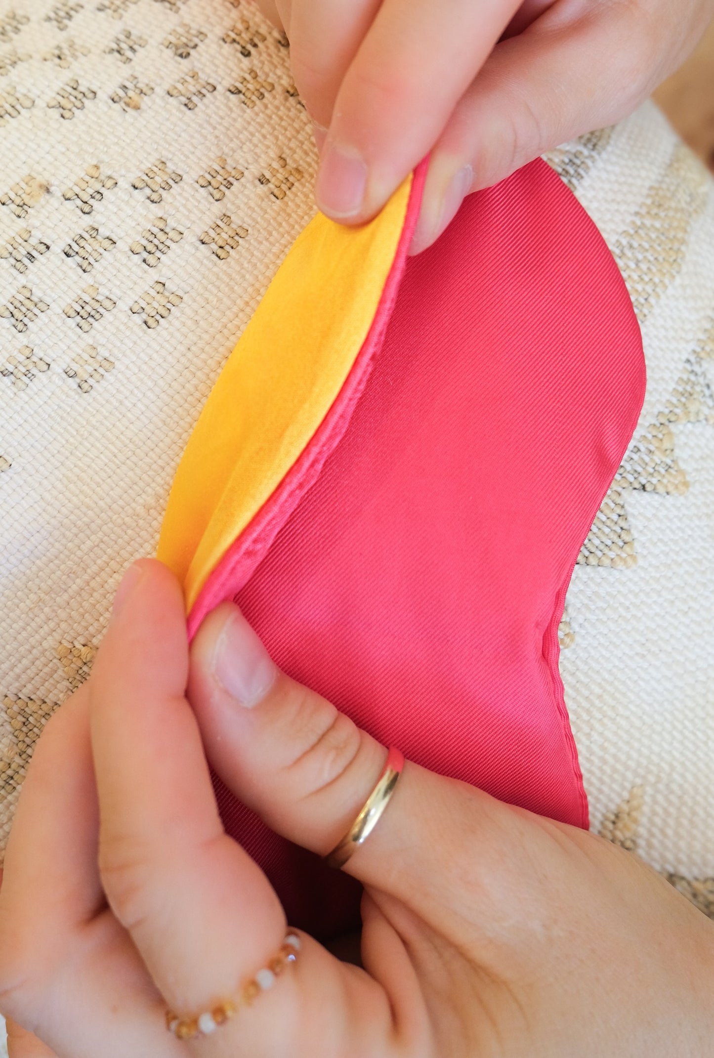 sleeping mask - NAAS - magenta/yellow