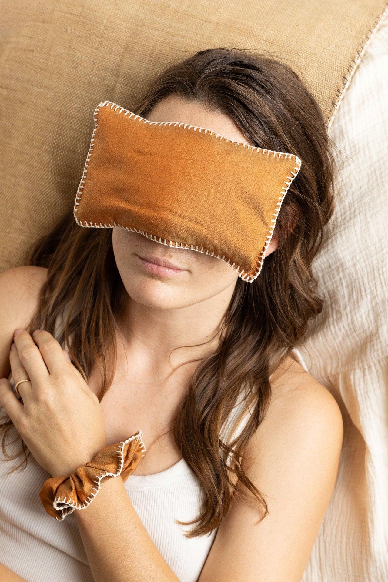 eye pillow - RAHA hbik - cognac