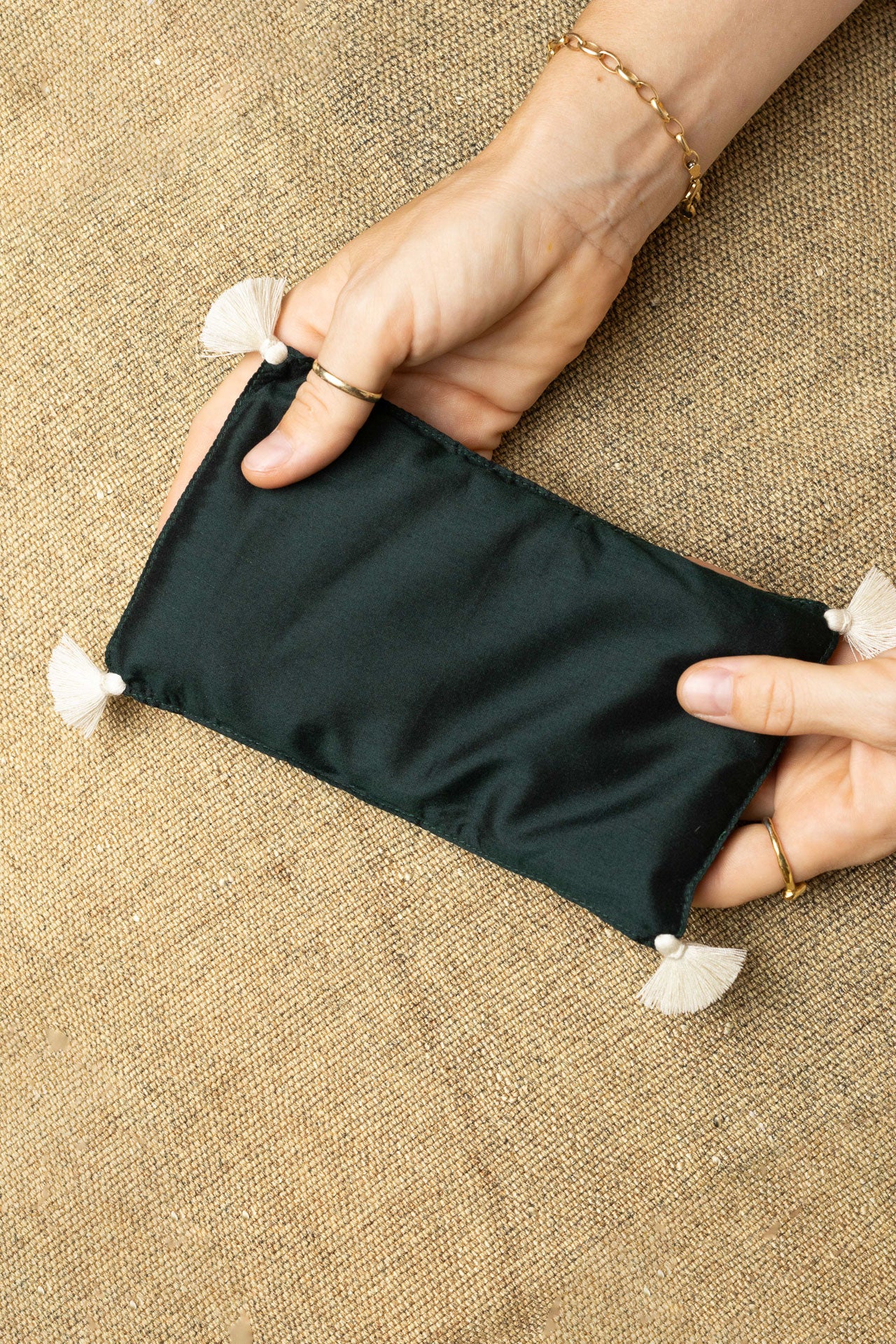eye pillow - RAHA tassels - emerald