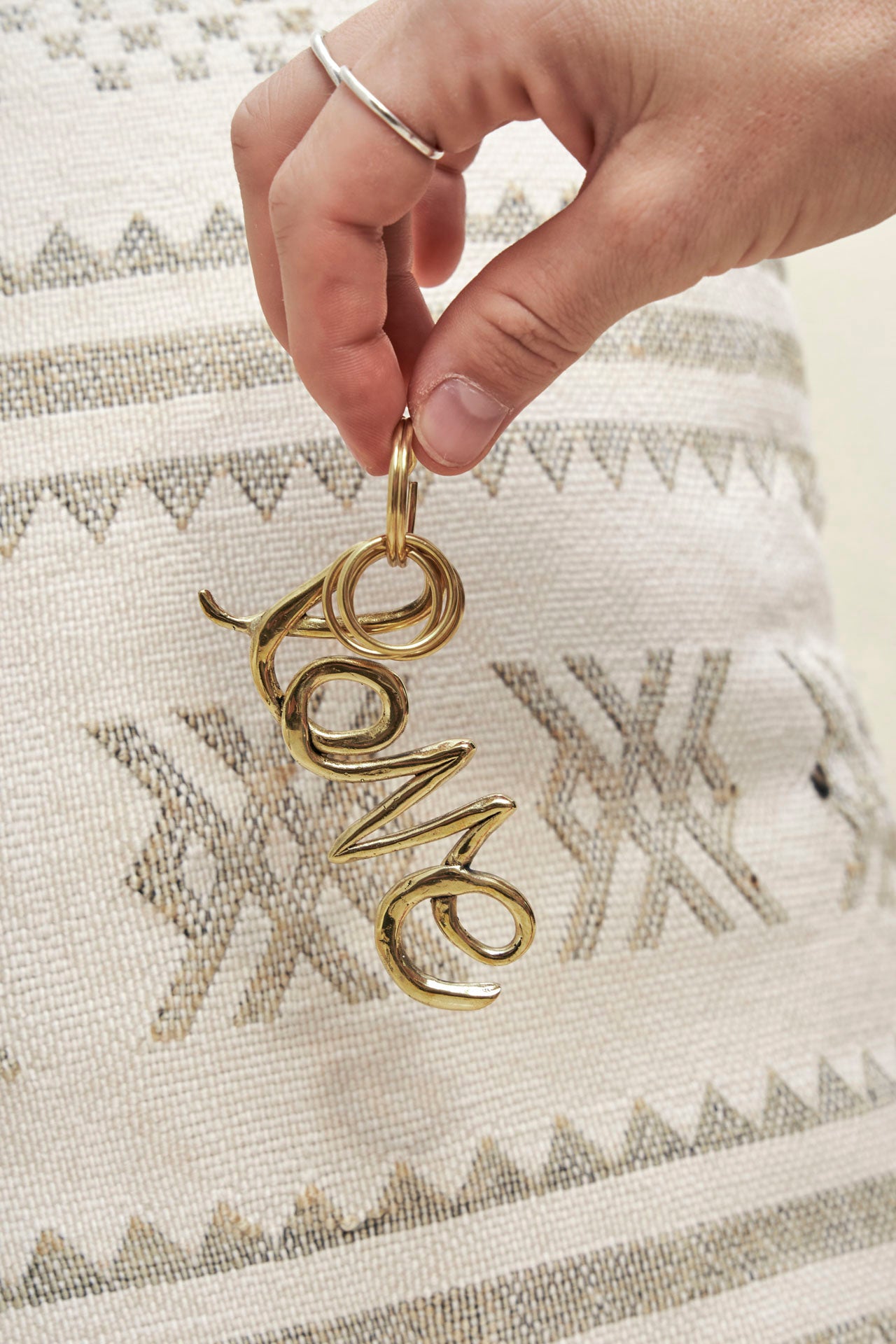 key pendant - MOUNA - love