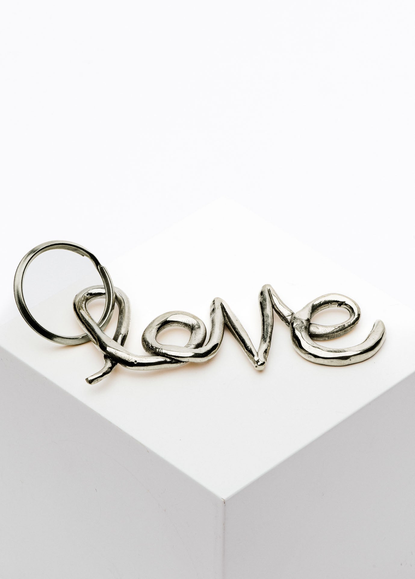 key pendant - MOUNA - love