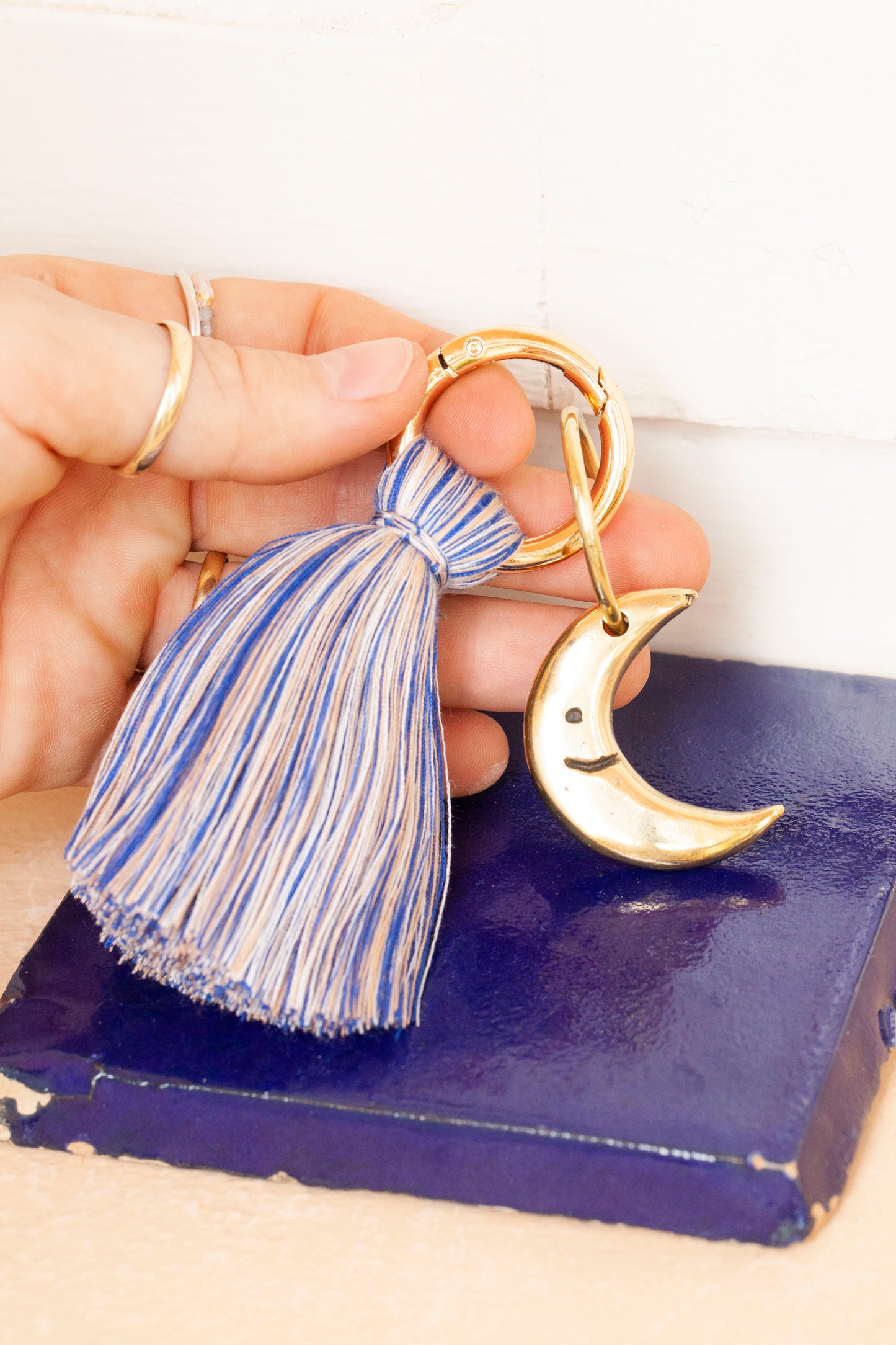 key pendant - MOUNA - moon