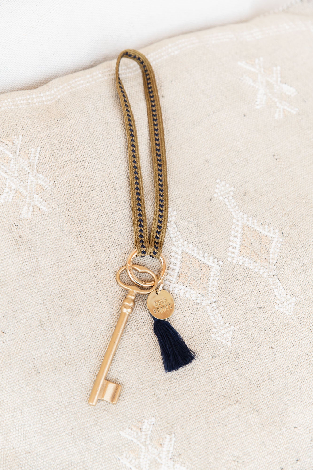 keychain band - ZAHRA mini - olive tree
