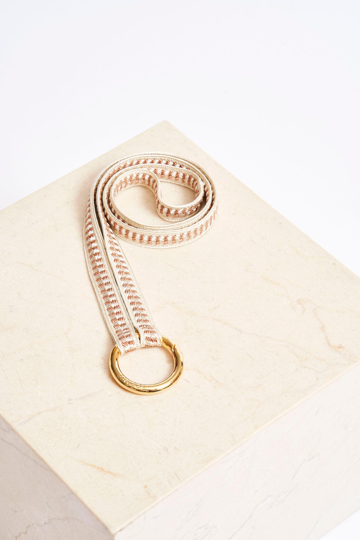 keychain band - ZAHRA - shell