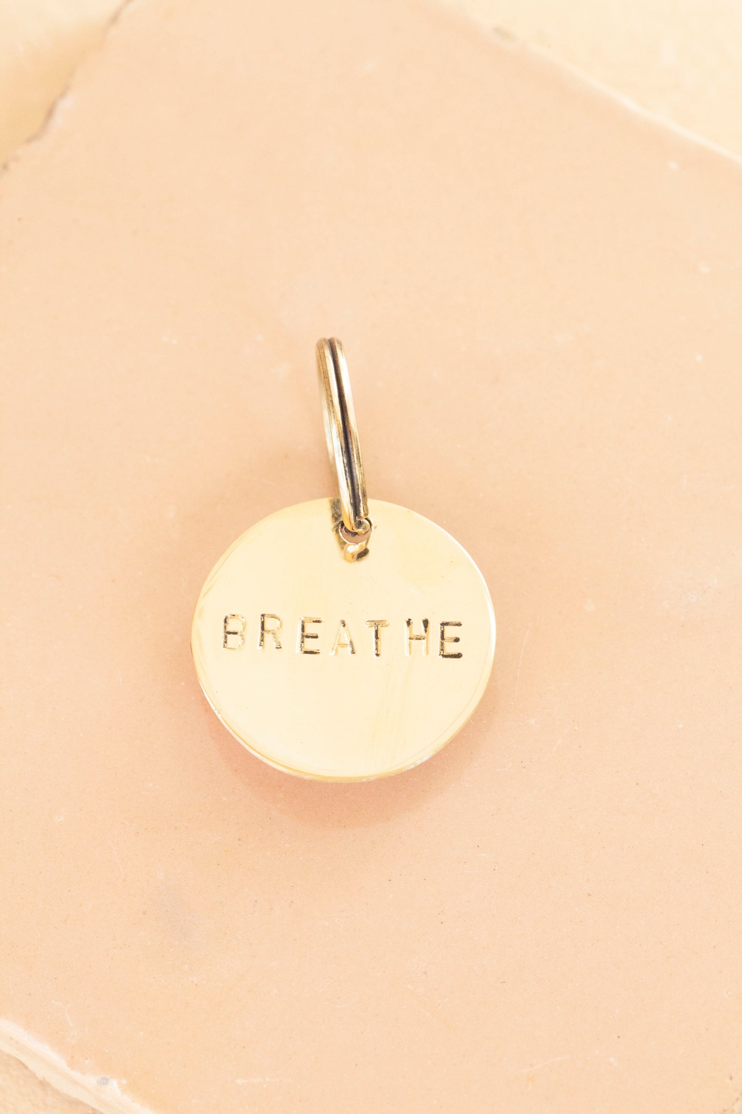 key tag - mini - breathe