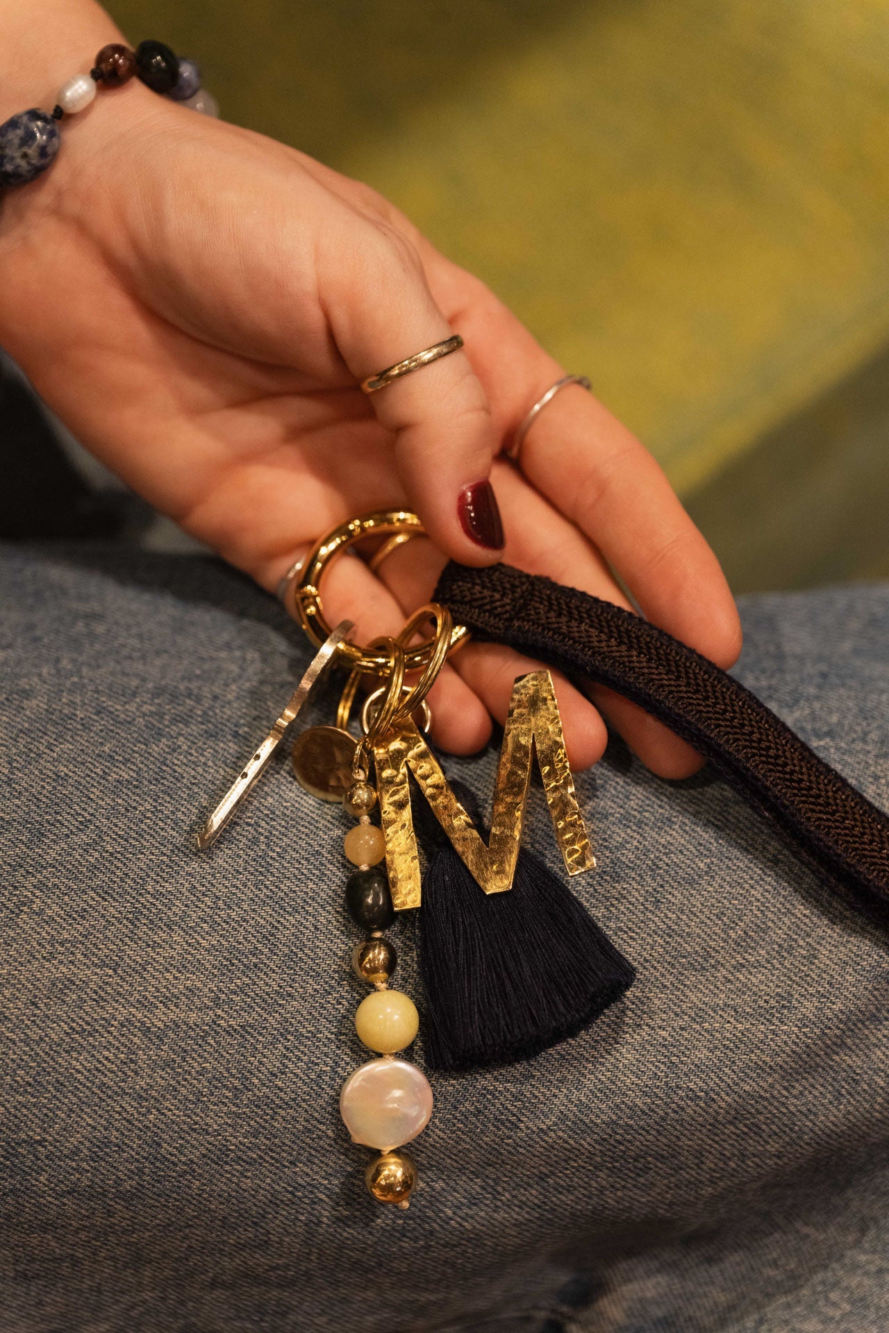 keychain loop - ZAHRA hbik - mocca