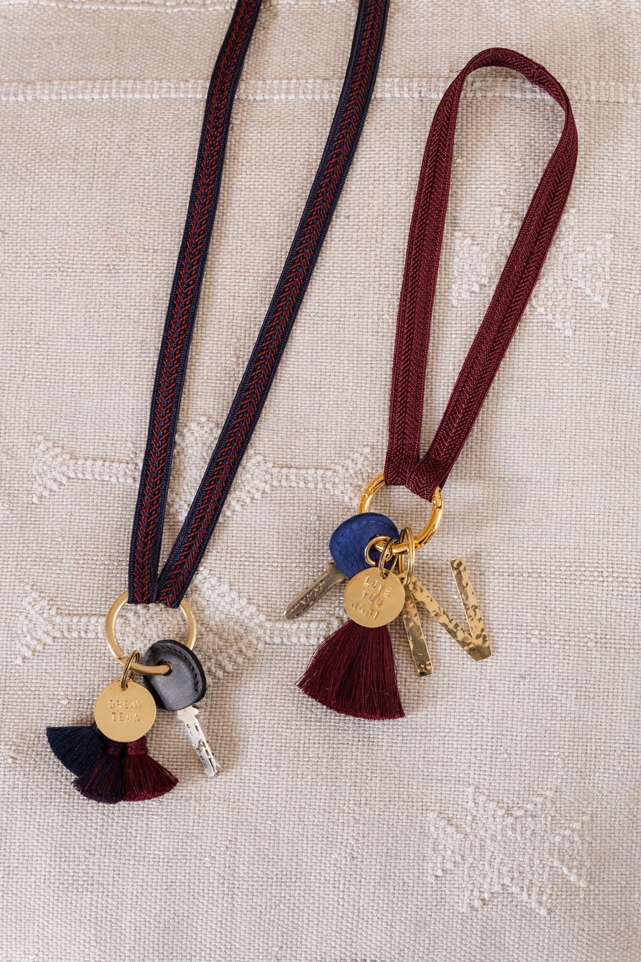 keychain band - ZAHRA - blood moon