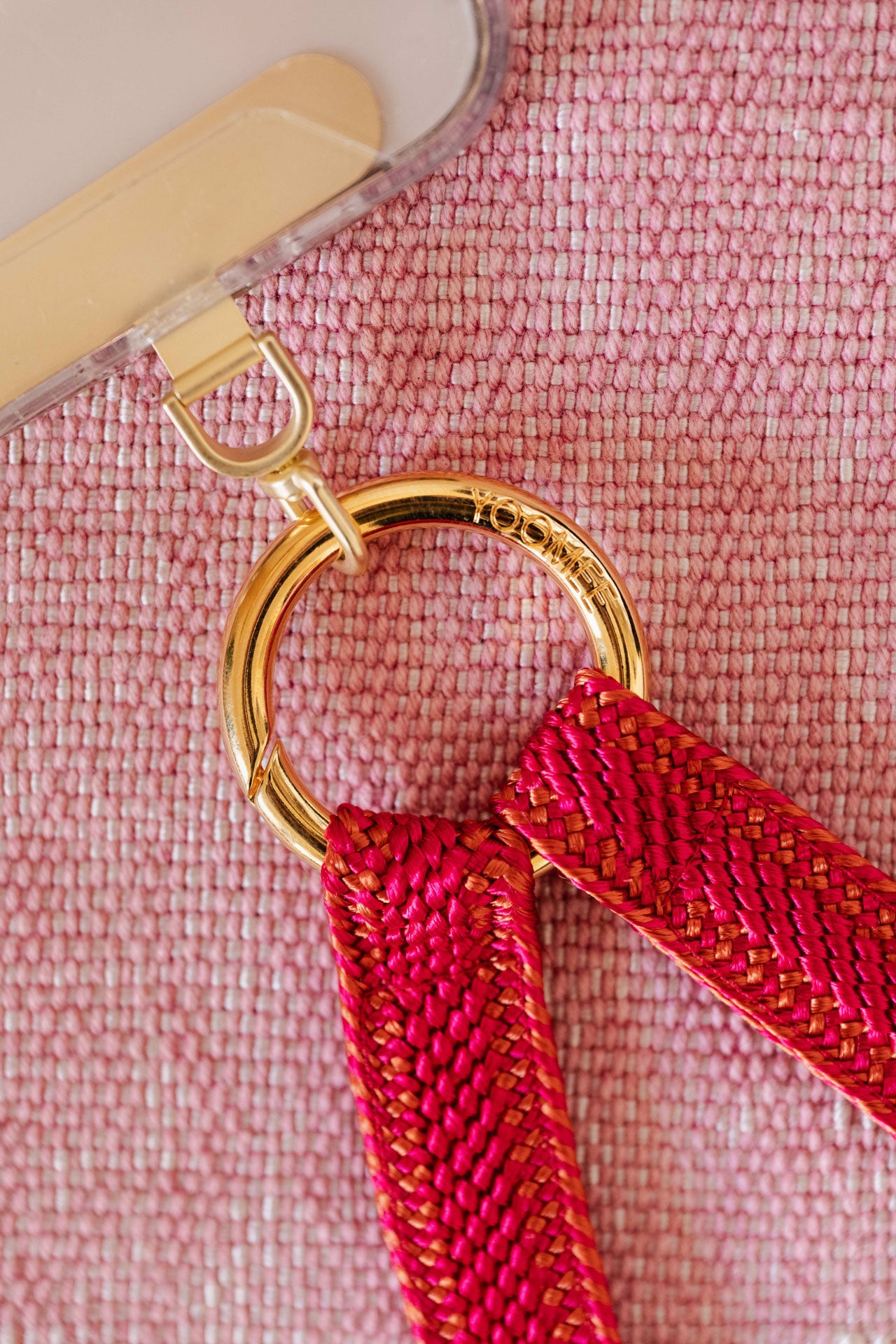 phonechain band - ZAHRA - pomegranate