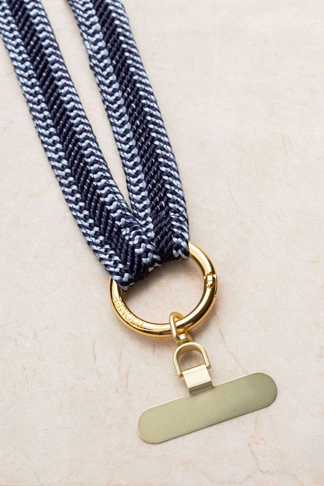 phonechain band - ZAHRA - moonlight