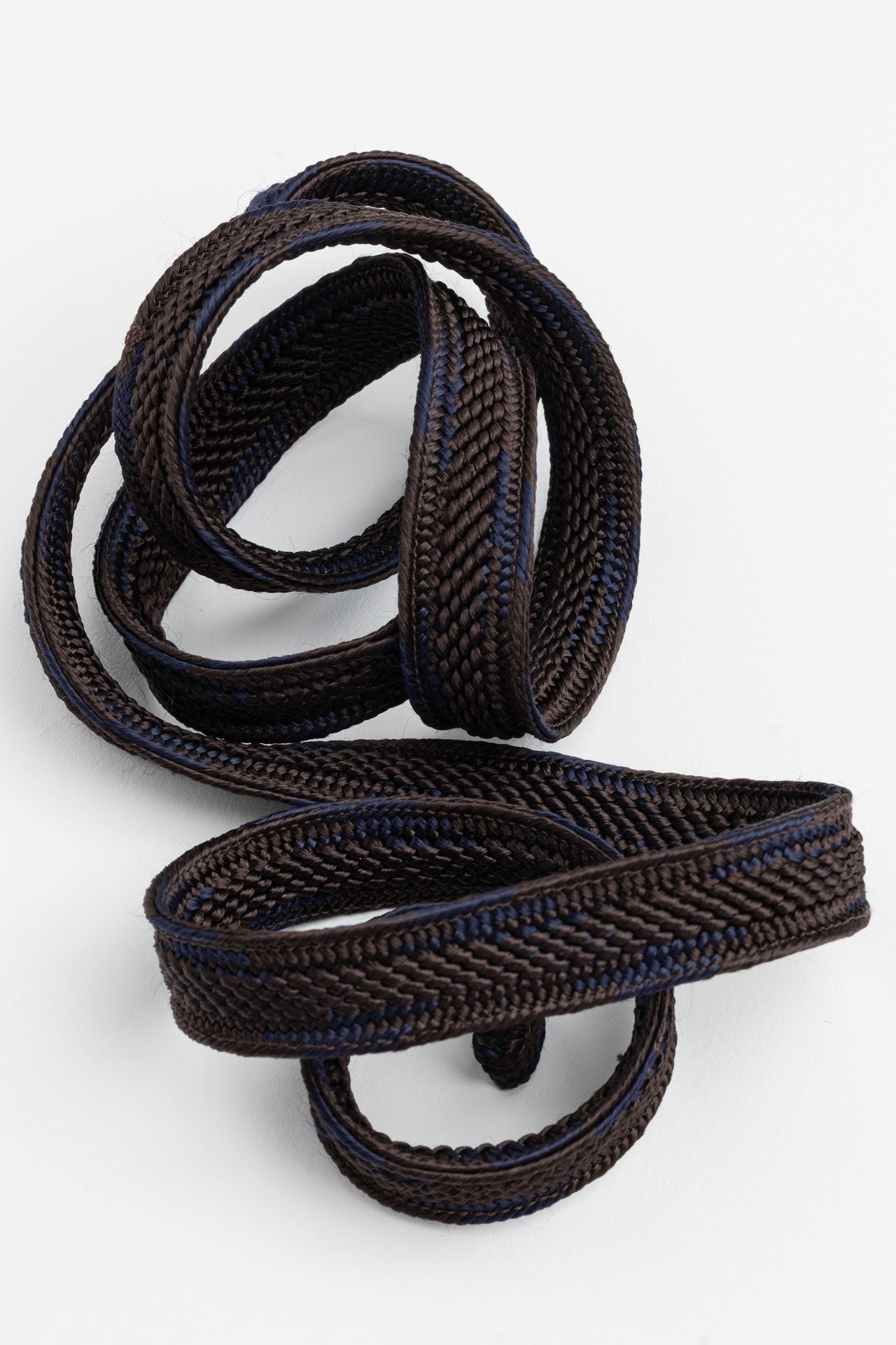 phonechain band - ZAHRA - nightingale