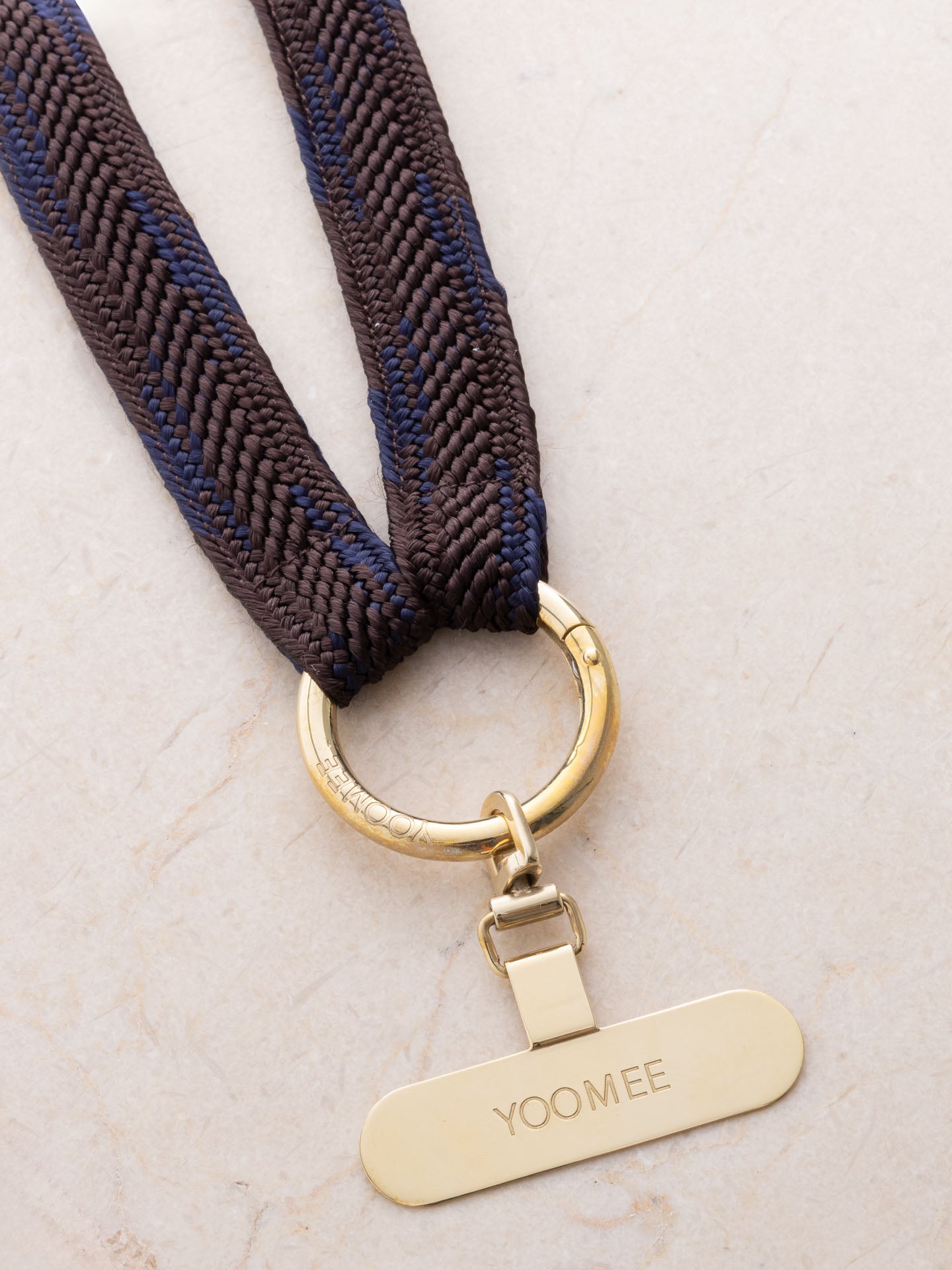 phonechain band - ZAHRA - nightingale