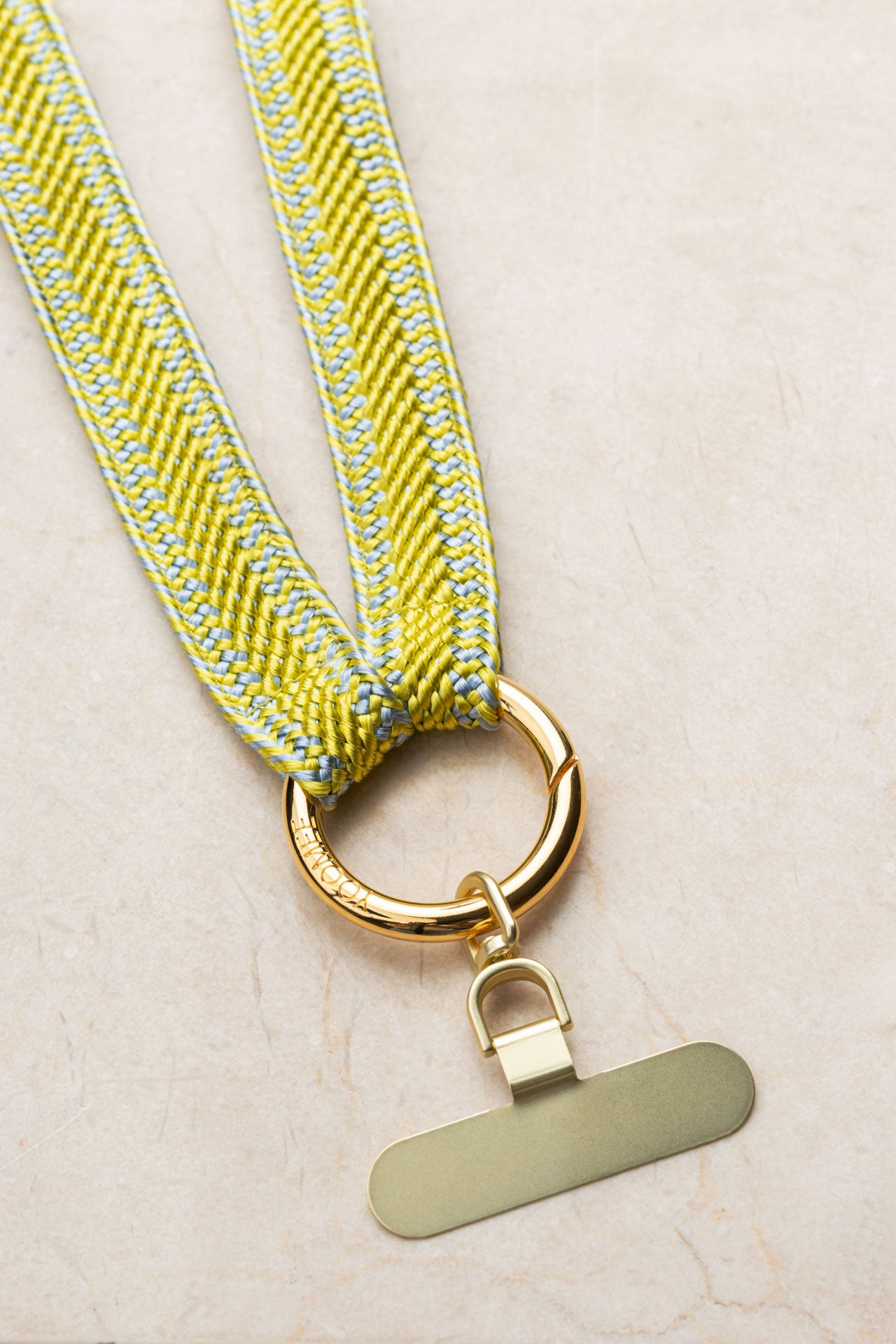phonechain band - ZAHRA - yuzu