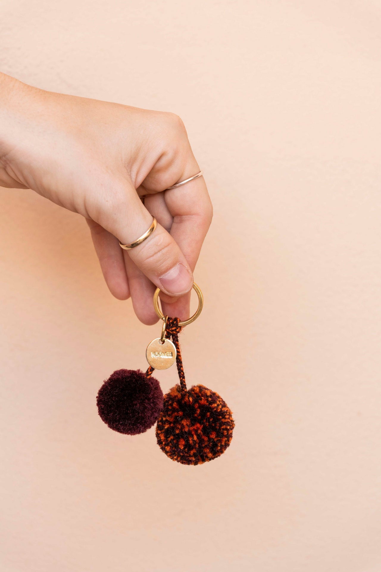 pom pom - KOURA - bordeaux/orange/brown