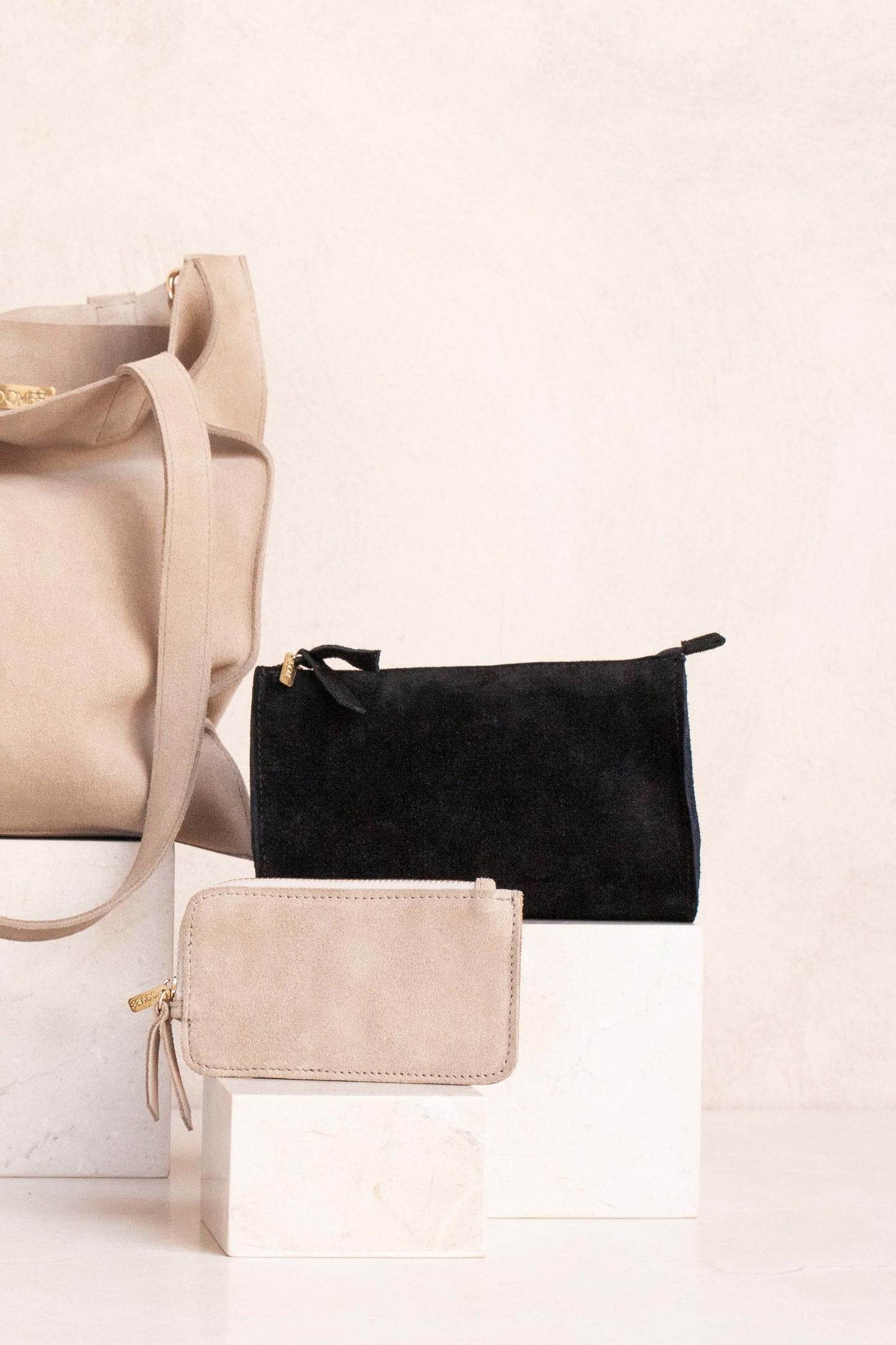 etui - DENYA - black - sale