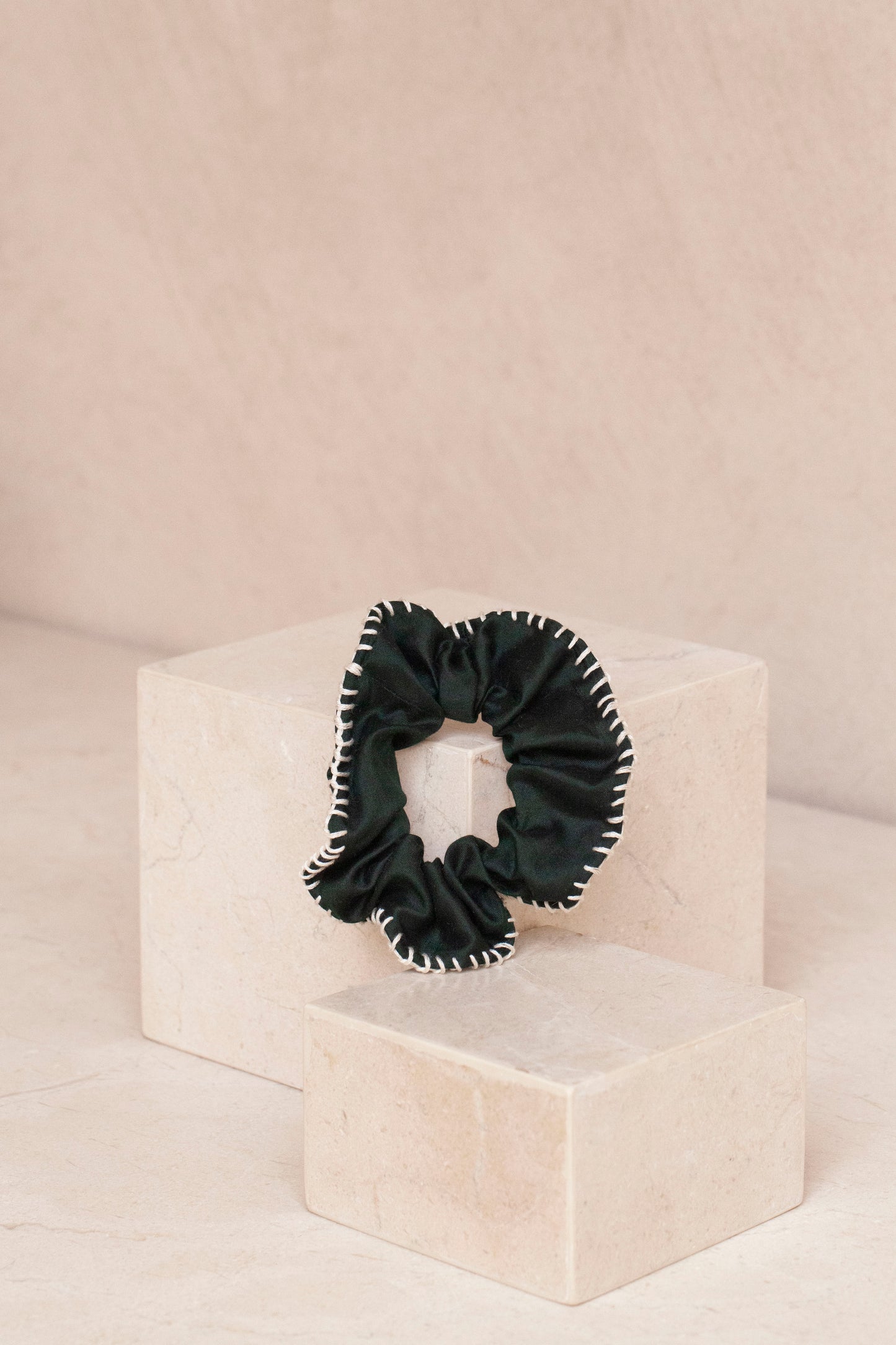scrunchie - MEDINA - silk - emerald hbik
