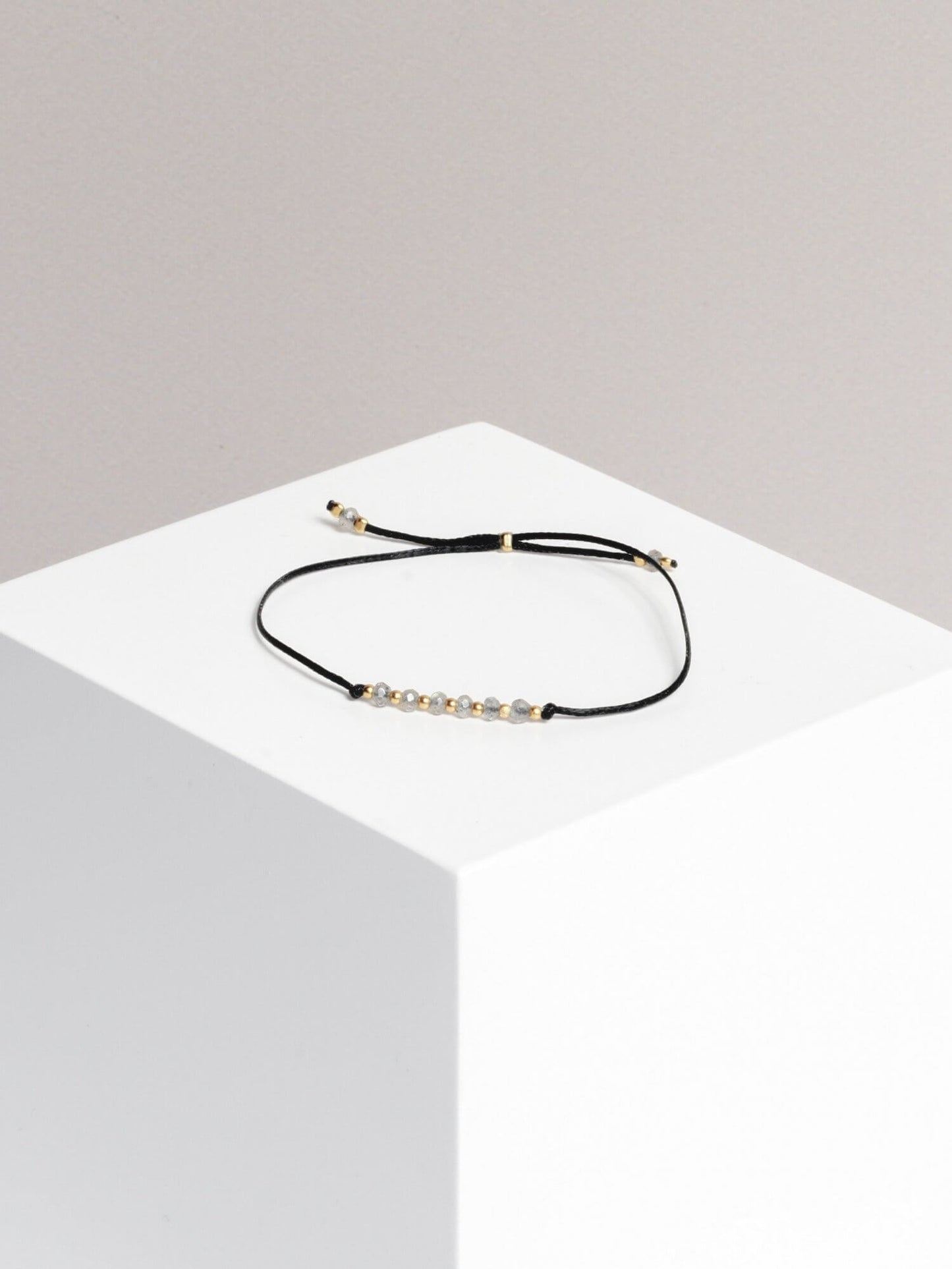 bracelet - SMALL BUT MIGHTY - labradorite