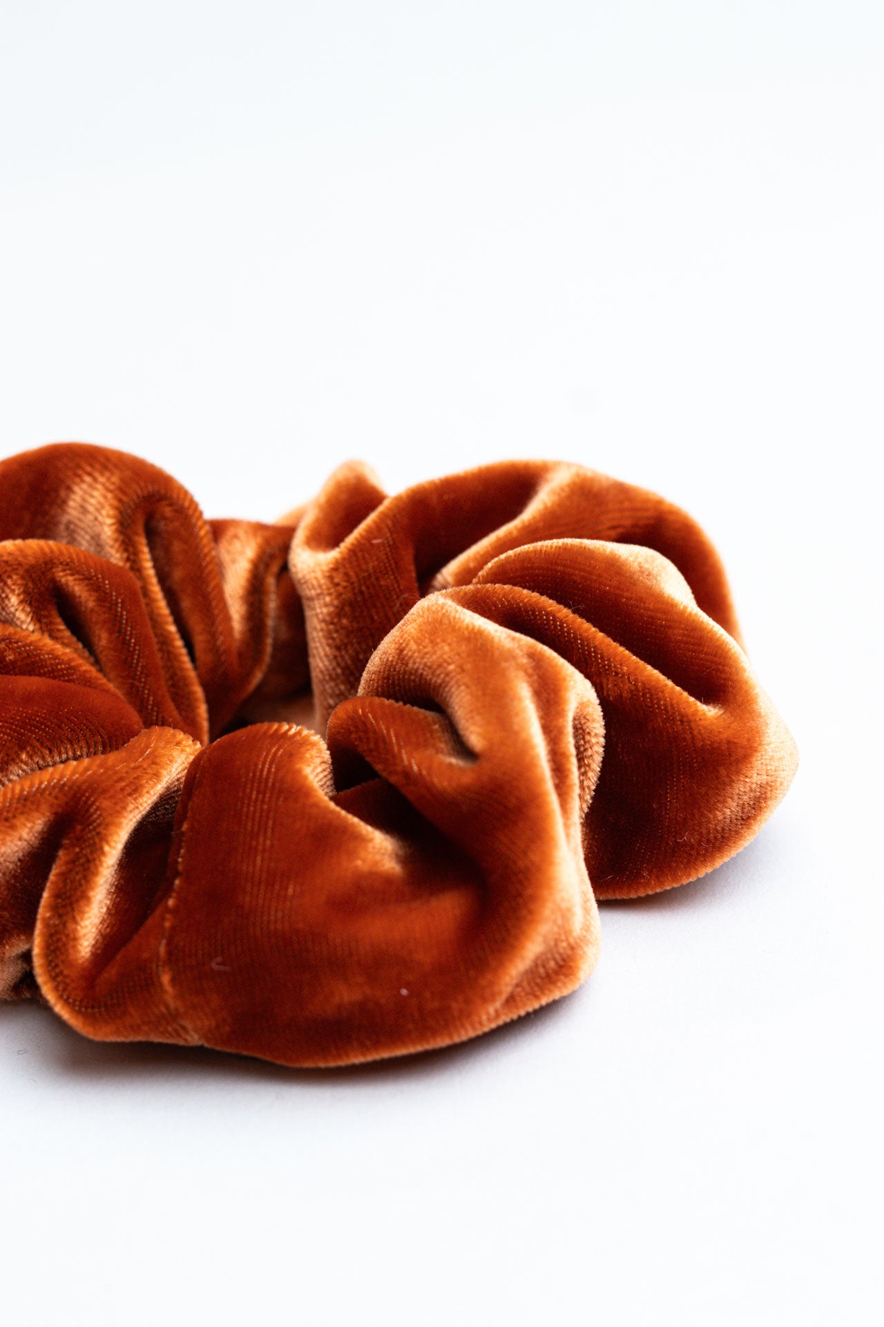 scrunchie - MEDINA velvet silk - ochre