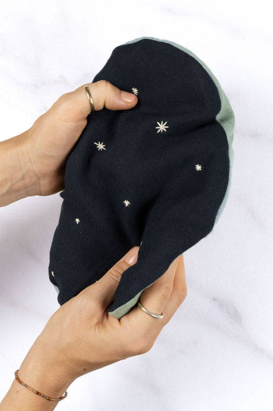 belly pillow - RAHA stars - marine/mint