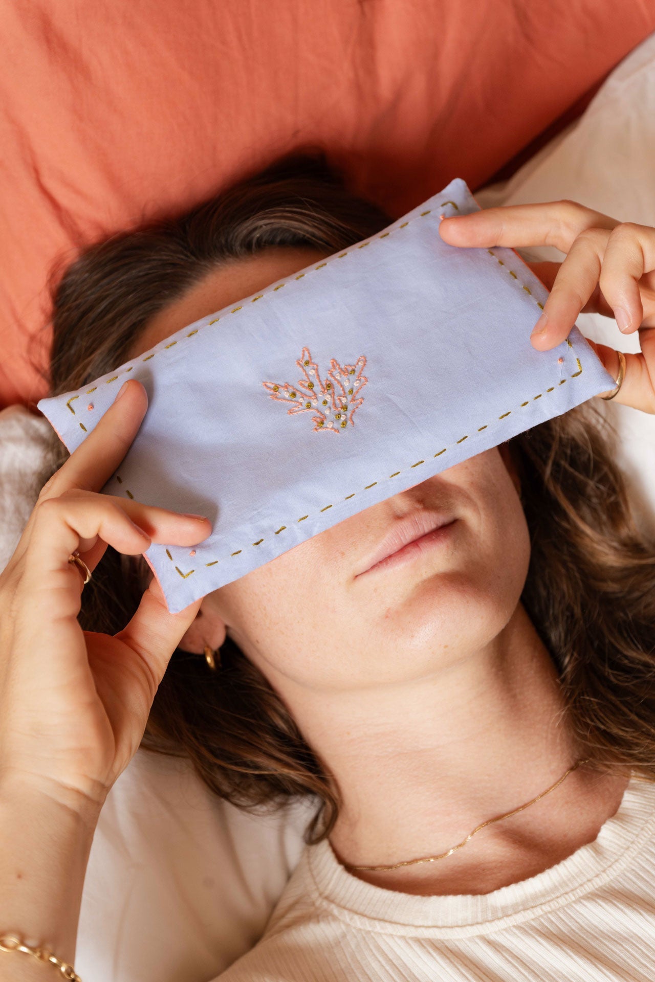 eye pillow - RAHA embroidery - coral