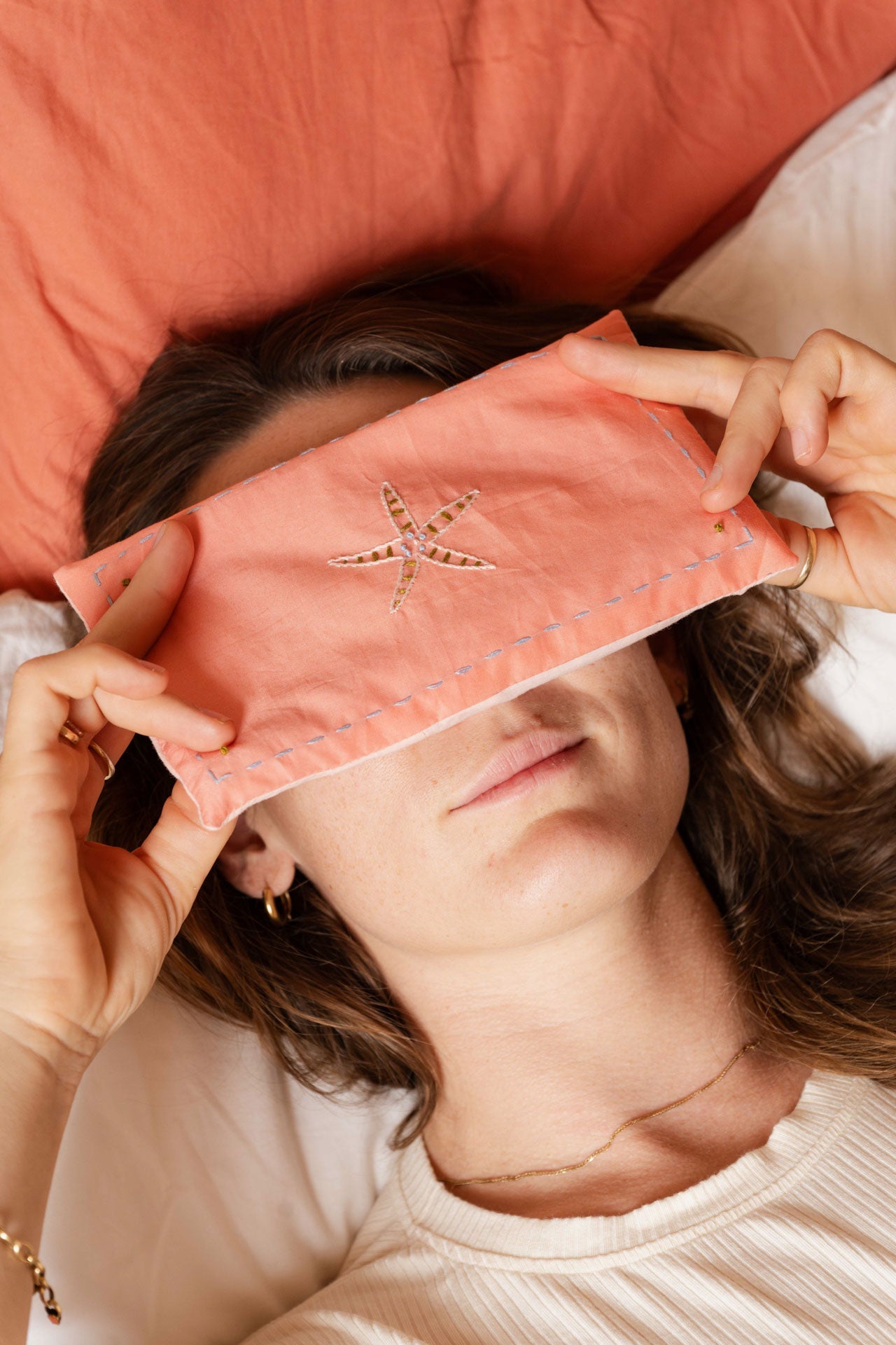 eye pillow - RAHA embroidery - seastar