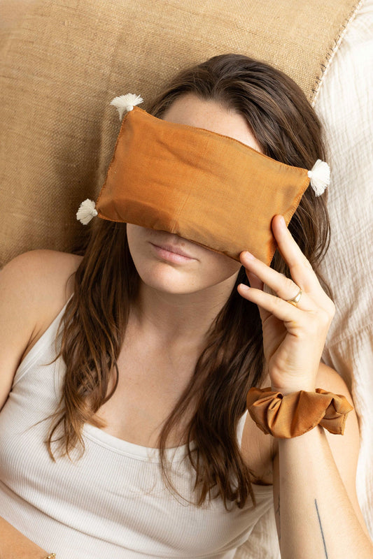 eye pillow - RAHA tassels - cognac