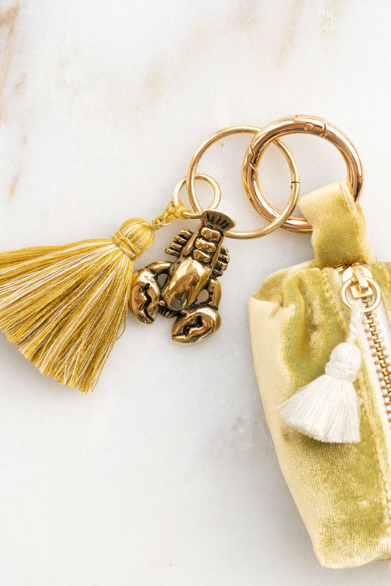 velvet wallet - FLOOSI - pistachio