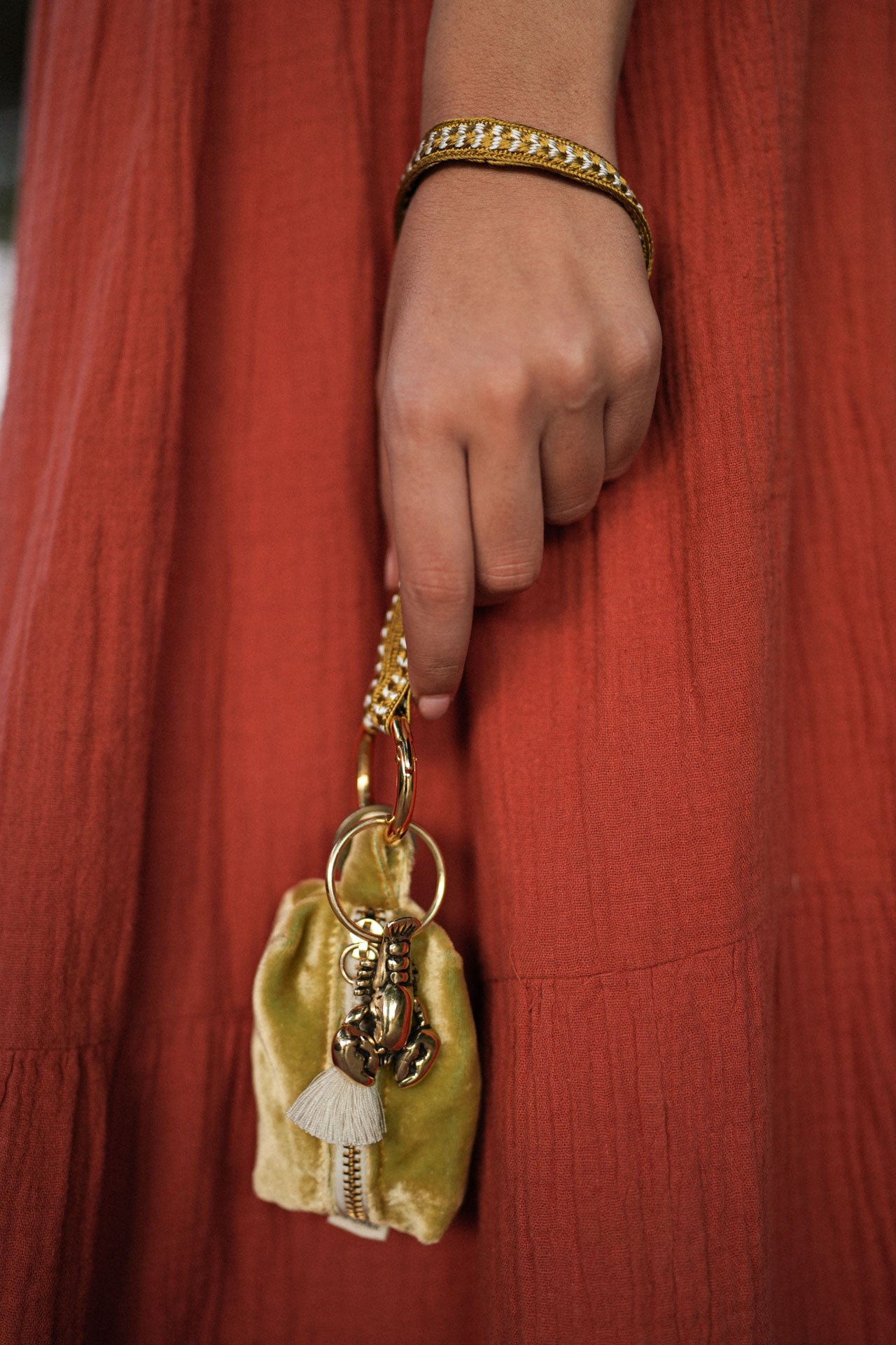 velvet wallet - FLOOSI - pistachio