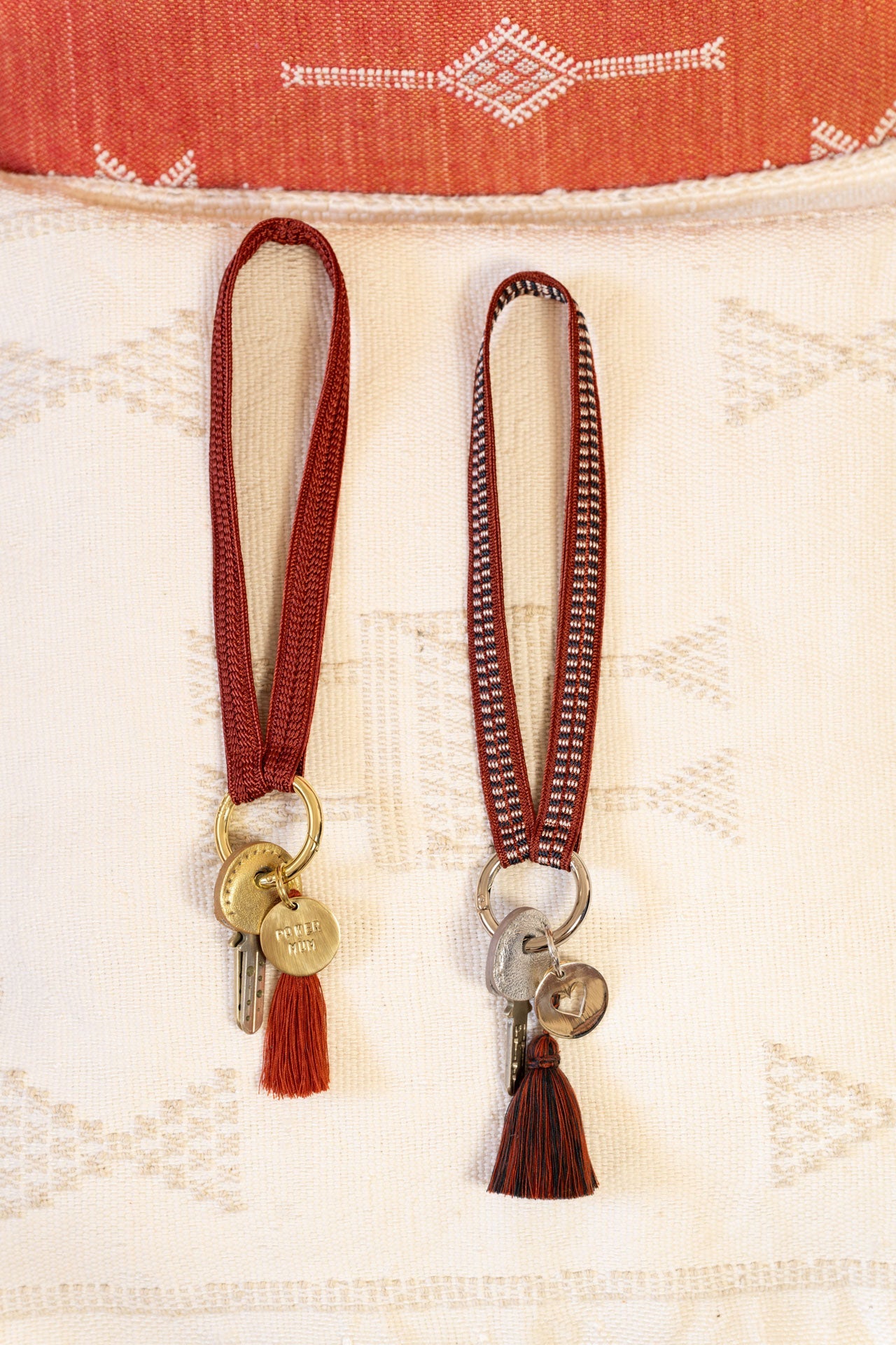 keychain band mini - ZAHRA - brick