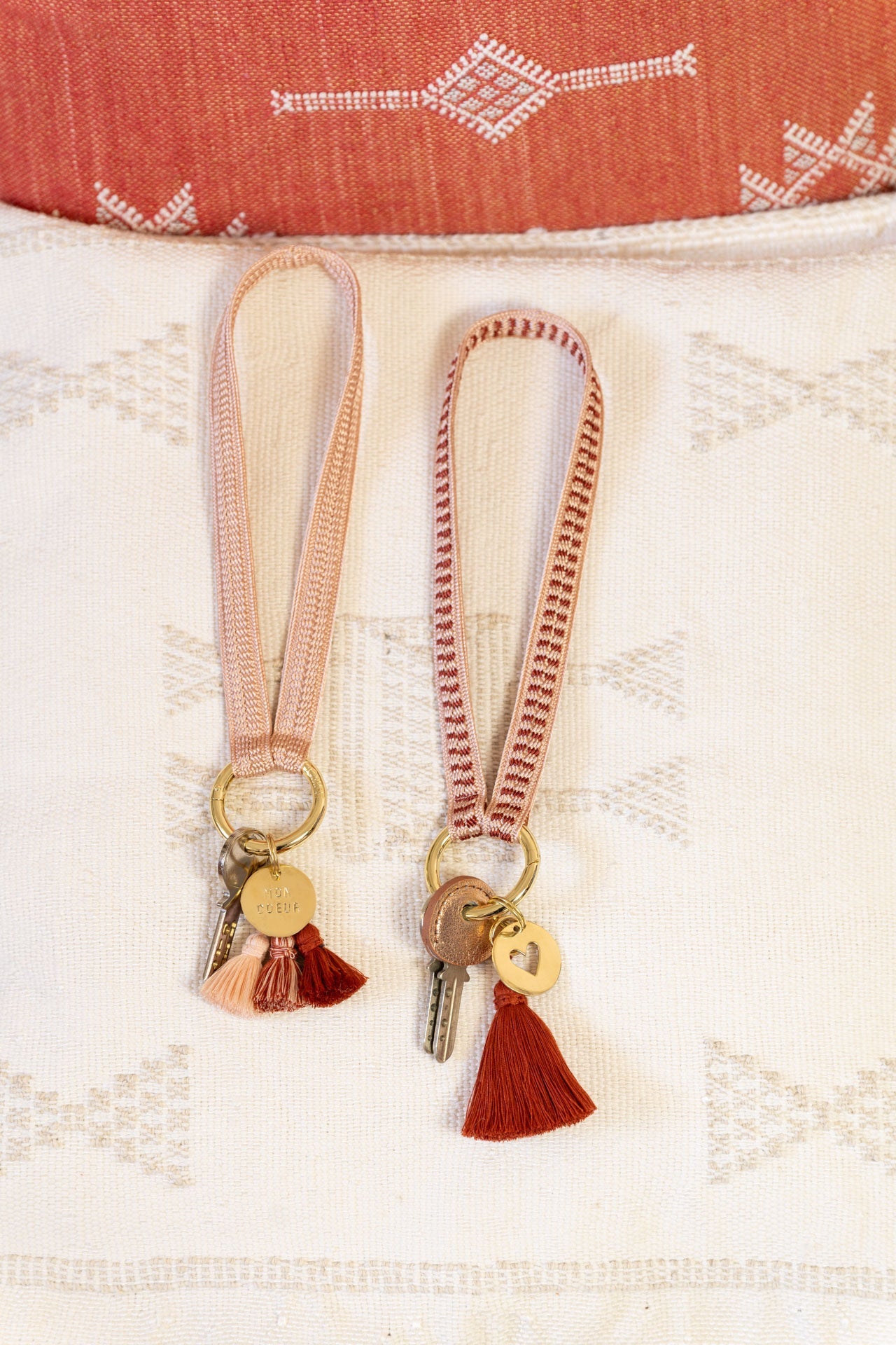 keychain band mini - ZAHRA - red clay