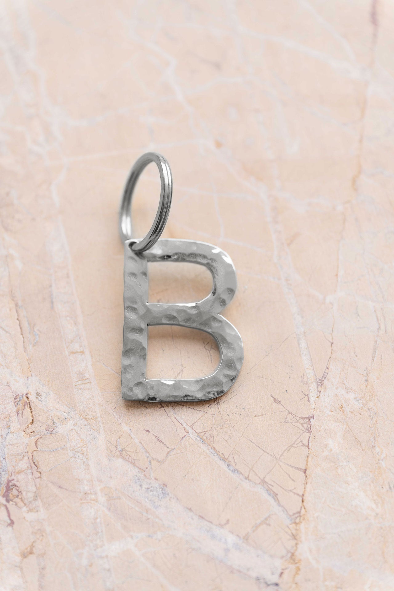 letter pendant - ISMI - "B"