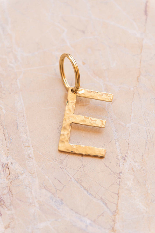 letter pendant - ISMI - "E"