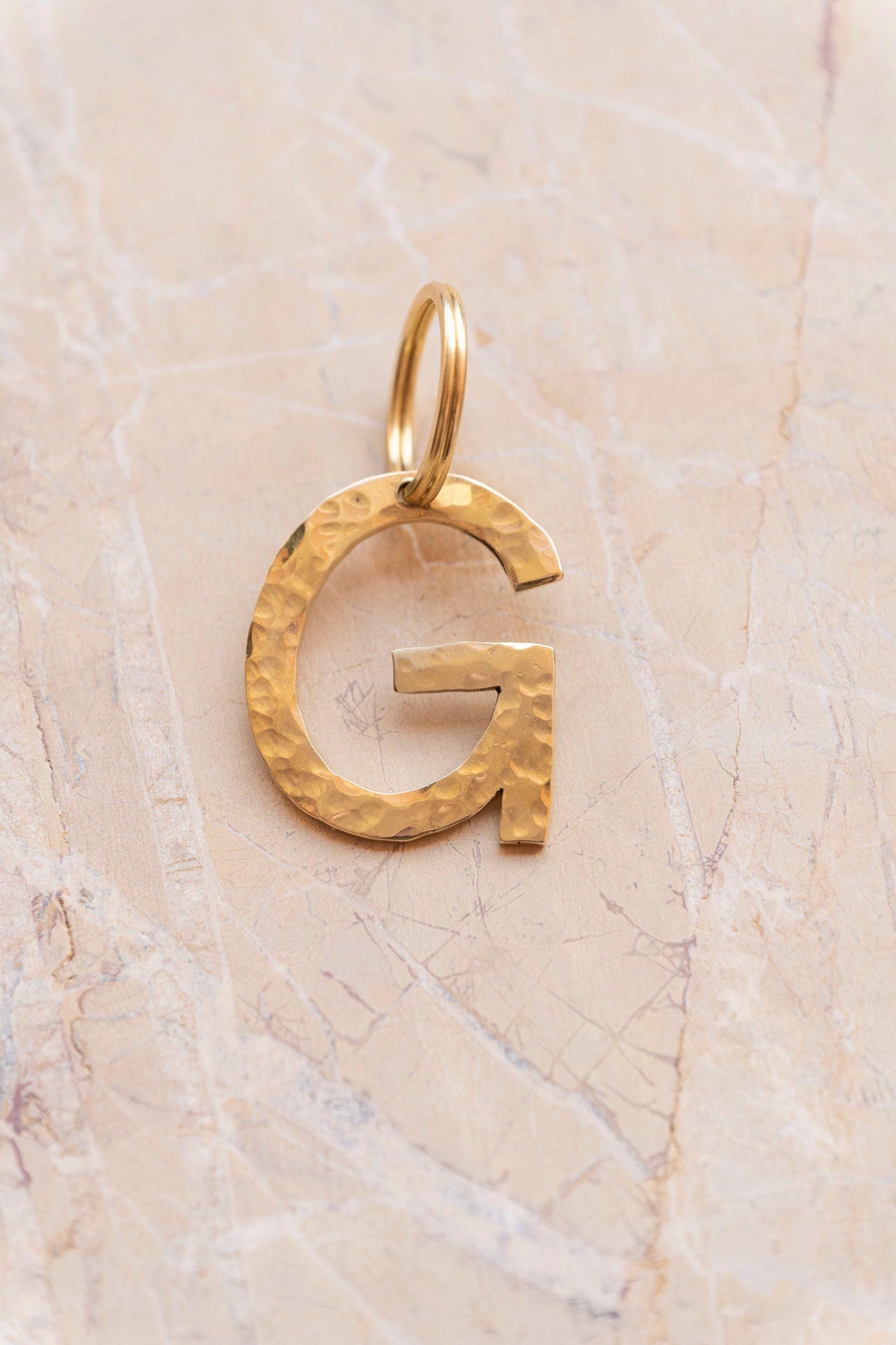 letter pendant - ISMI - "G"