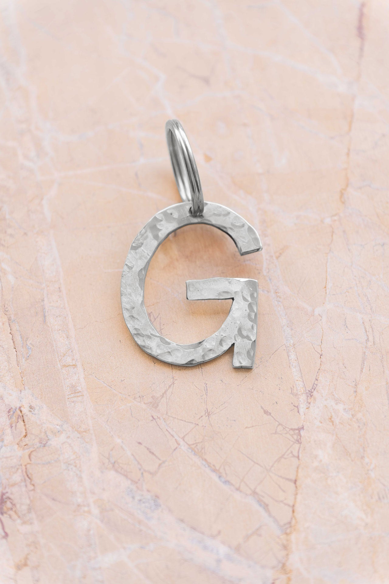 letter pendant - ISMI - "G"