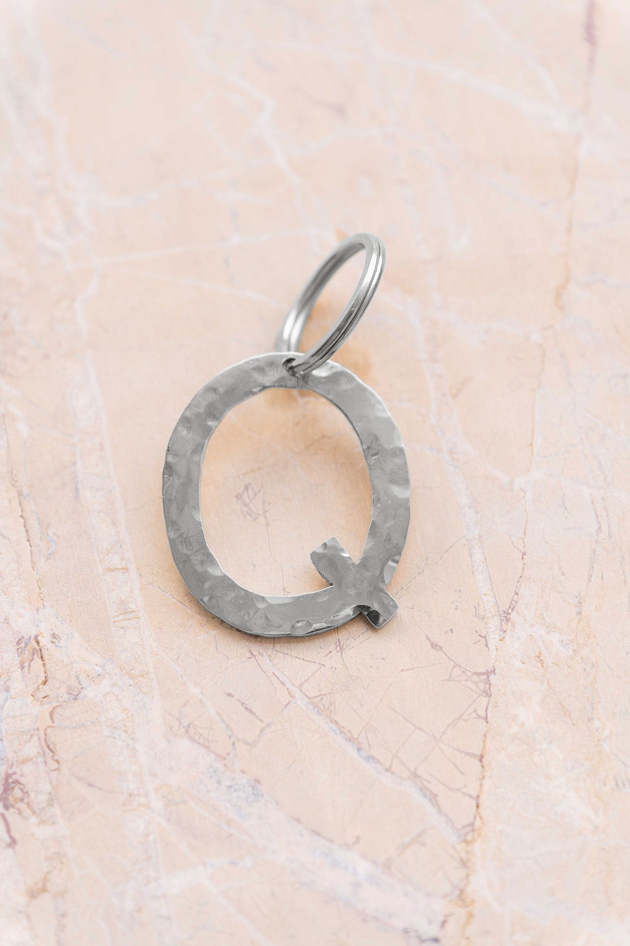 letter pendant - ISMI - "Q"
