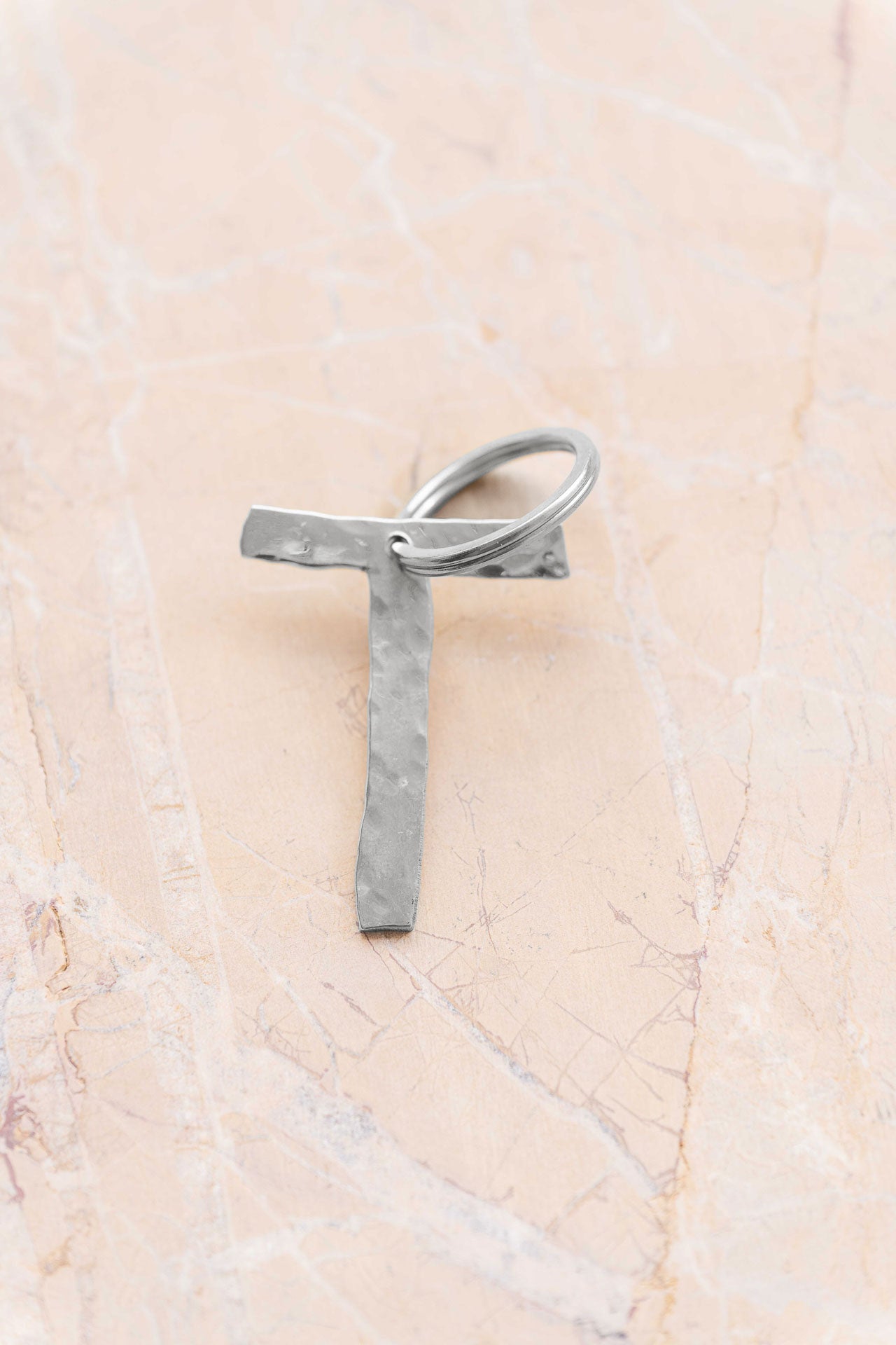 letter pendant - ISMI - "T"