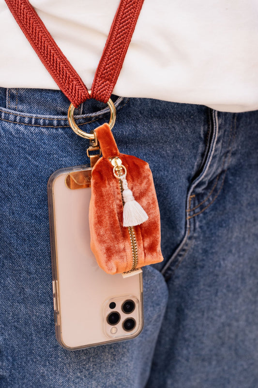 phonechain band - ZAHRA - brick