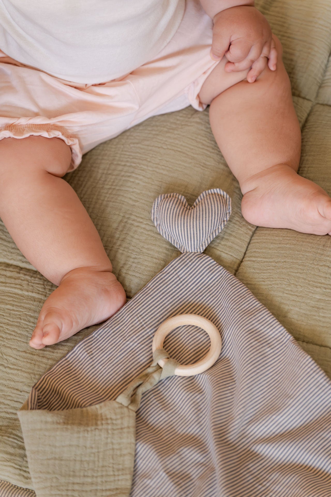 cuddle cloth - NINI heart - sage/creme