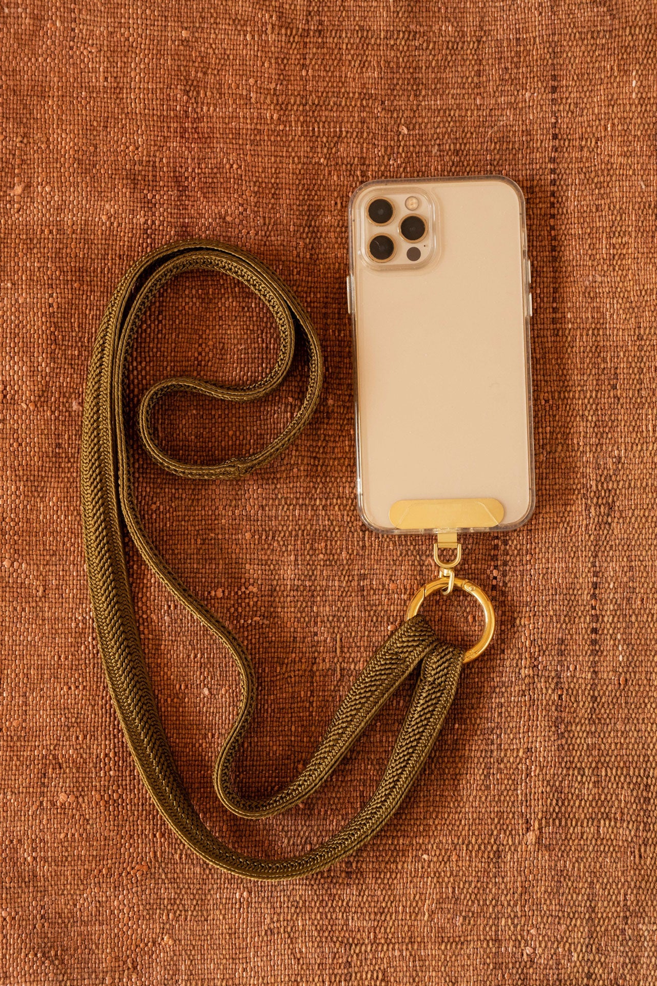 phonechain band - ZAHRA - olive