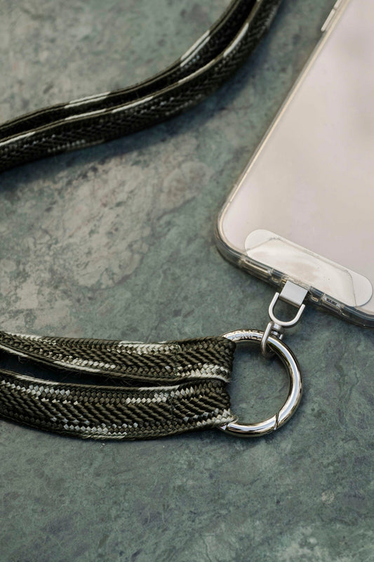 phonechain band - ZAHRA - artichoke