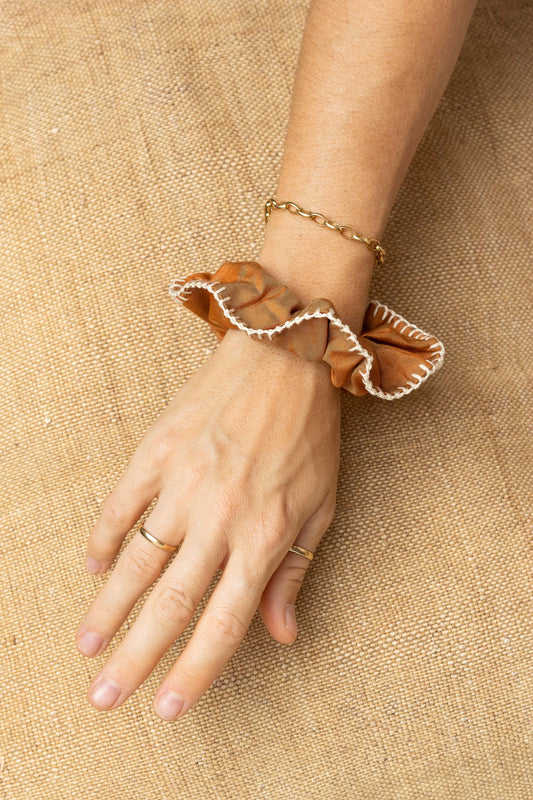 scrunchie - MEDINA silk - cognac hbik