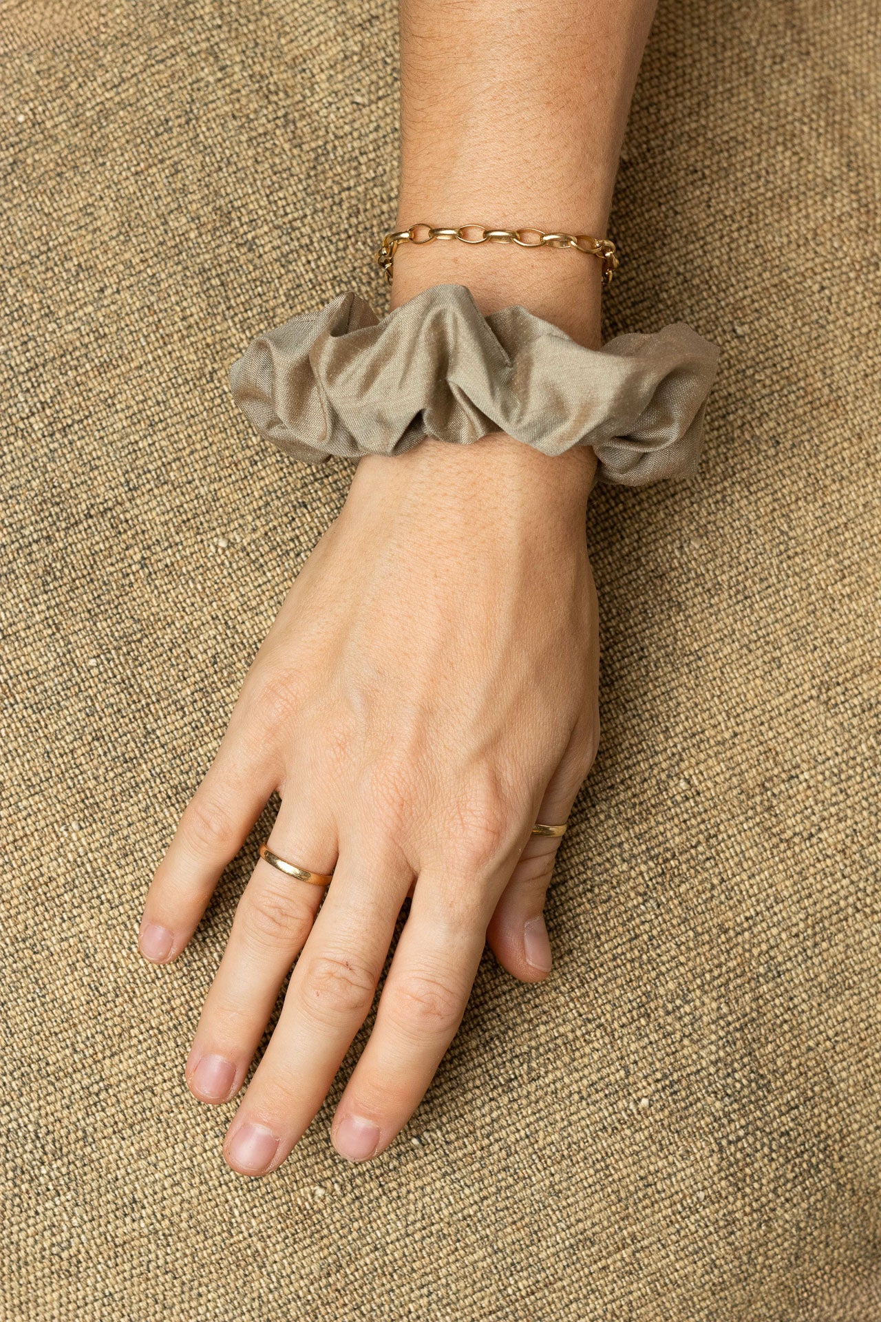 scrunchie - MEDINA - silk - pine