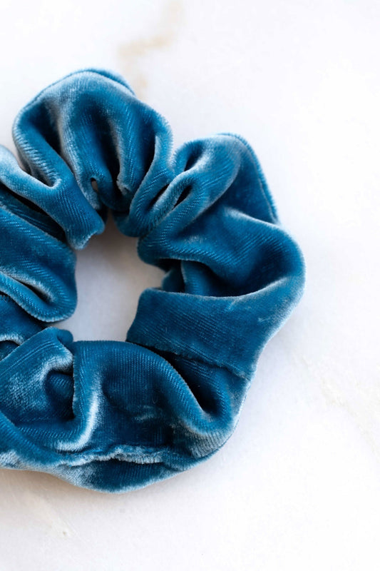 scrunchie - MEDINA velvet silk - aquamarine
